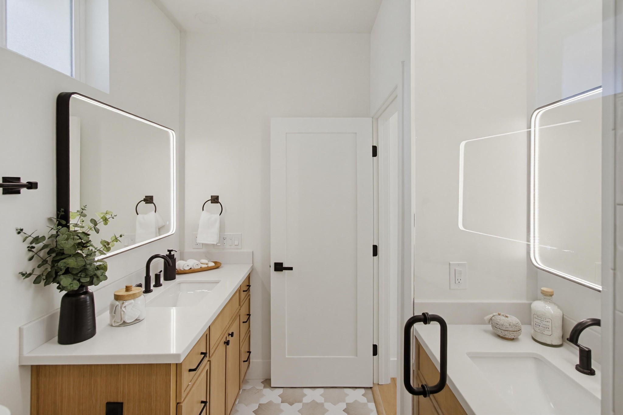 Virtual tour photo 37 of 95 for 1020 Archer St