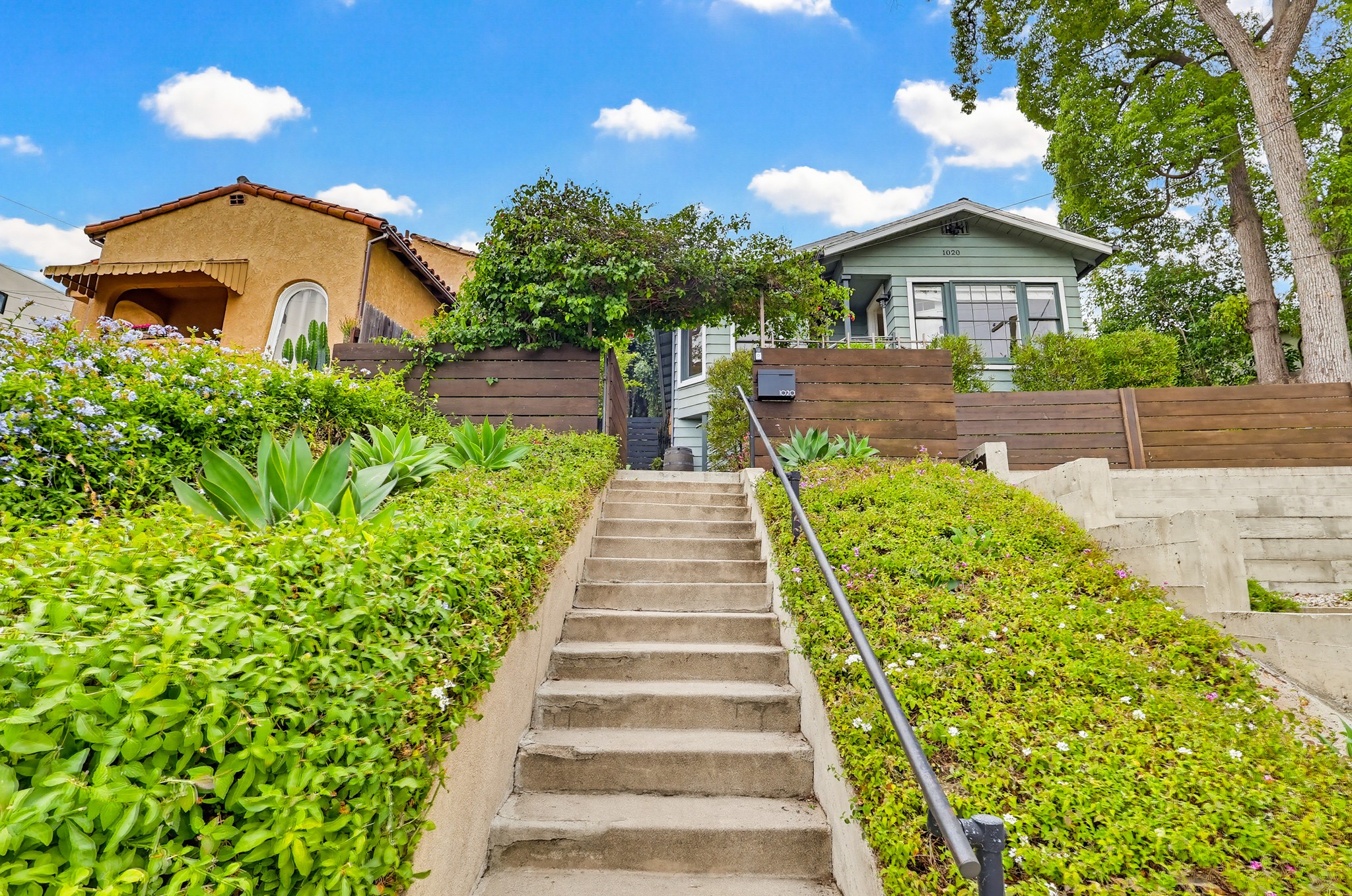 Virtual tour photo 5 of 96 for 1020 N Ave 51