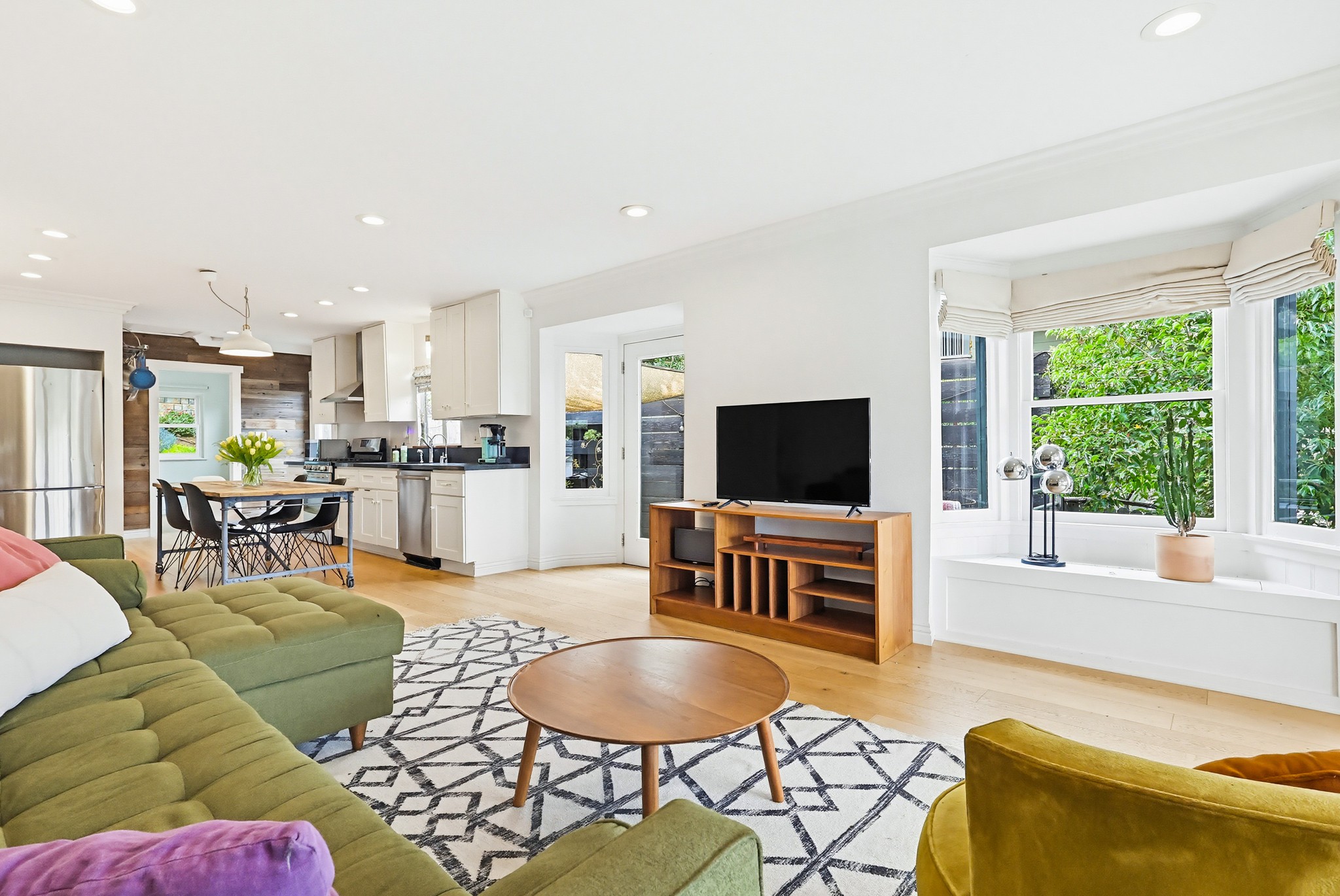 Virtual tour photo 20 of 96 for 1020 N Ave 51