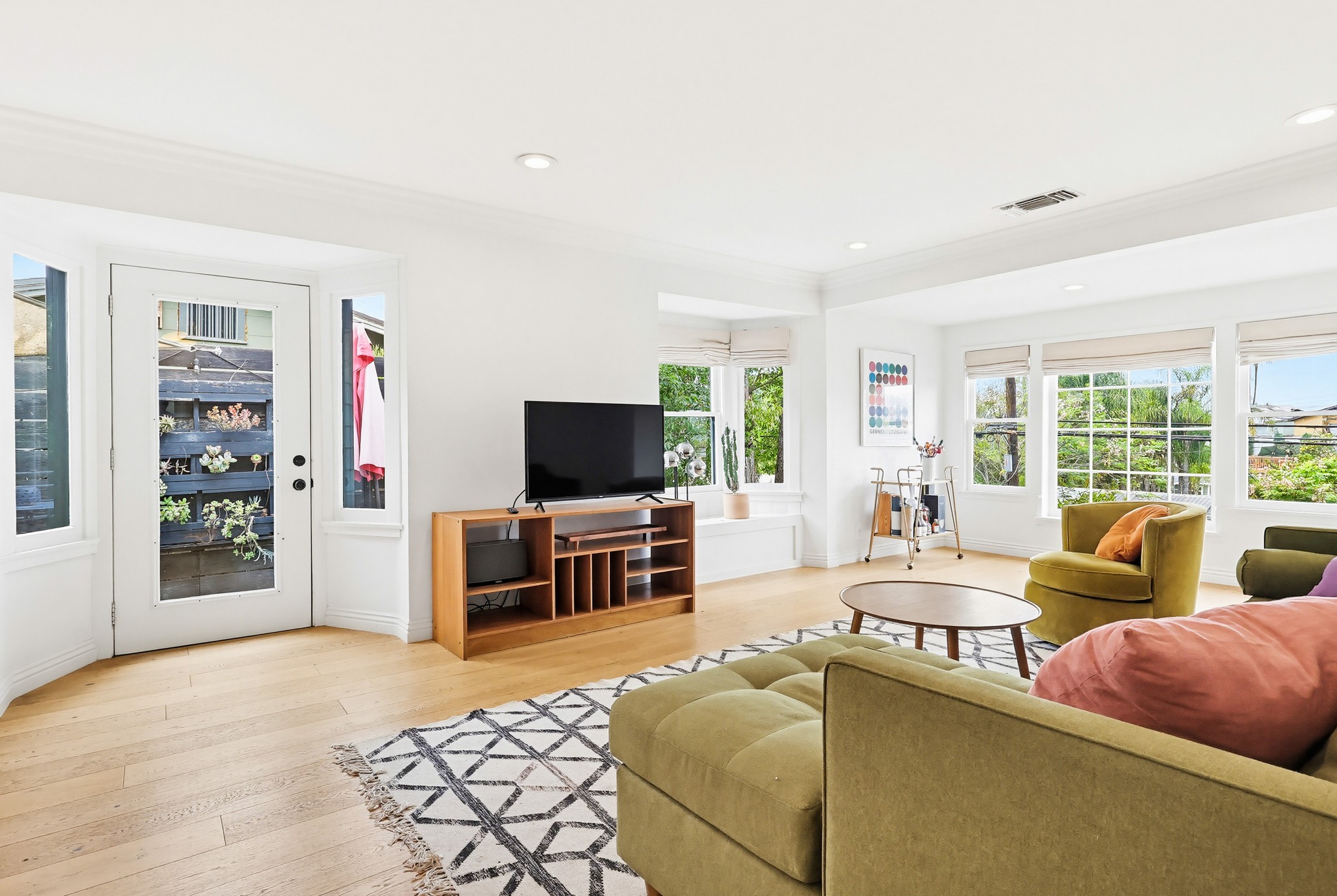 Virtual tour photo 22 of 96 for 1020 N Ave 51