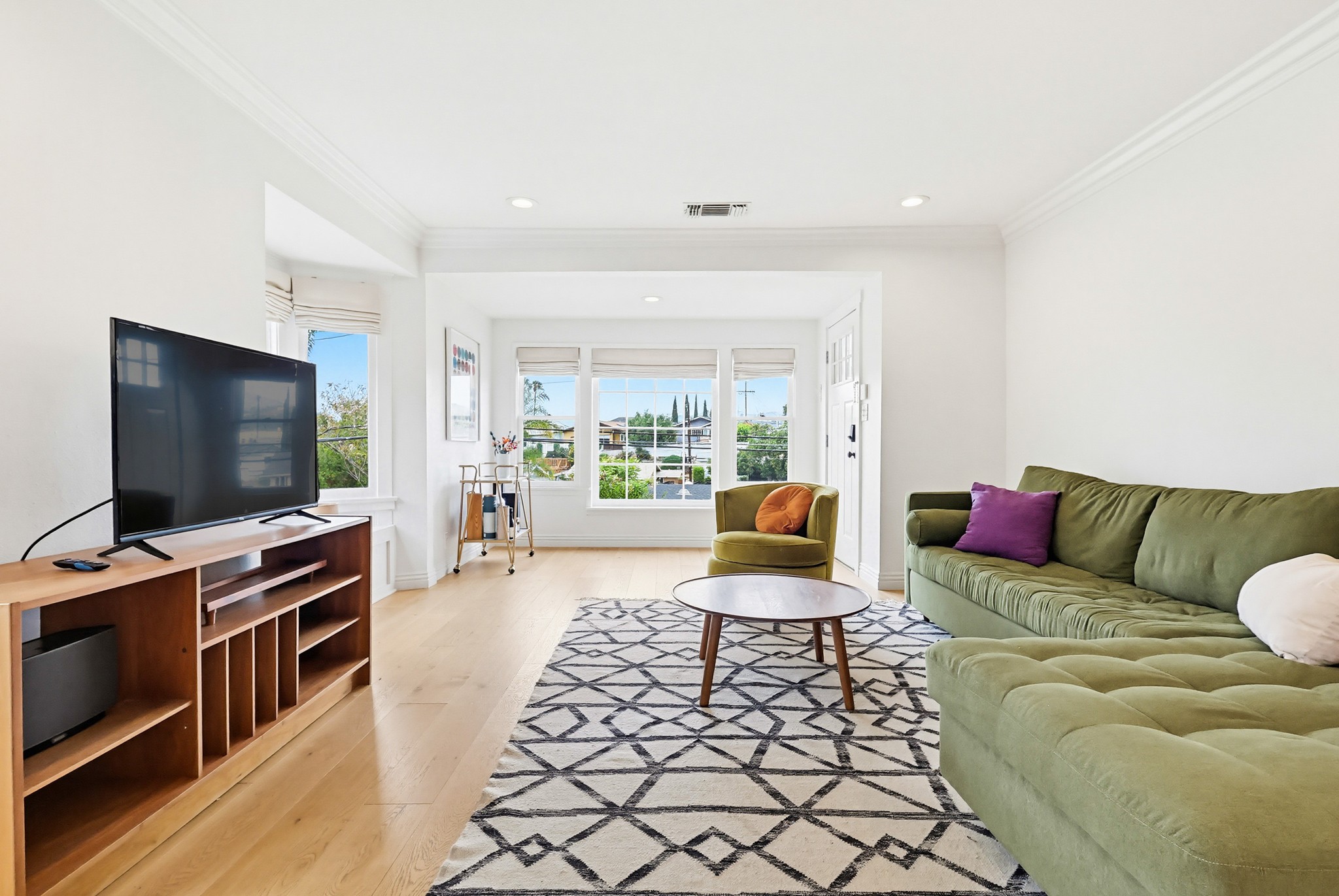 Virtual tour photo 23 of 96 for 1020 N Ave 51