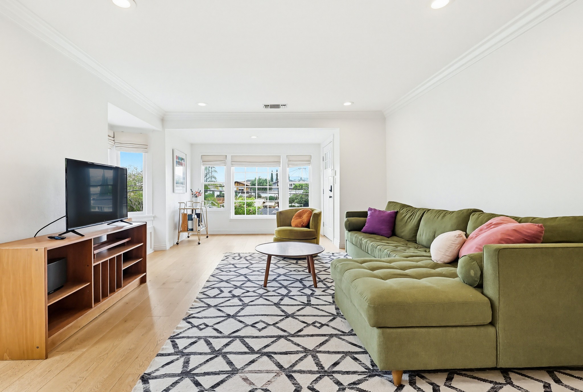 Virtual tour photo 24 of 96 for 1020 N Ave 51