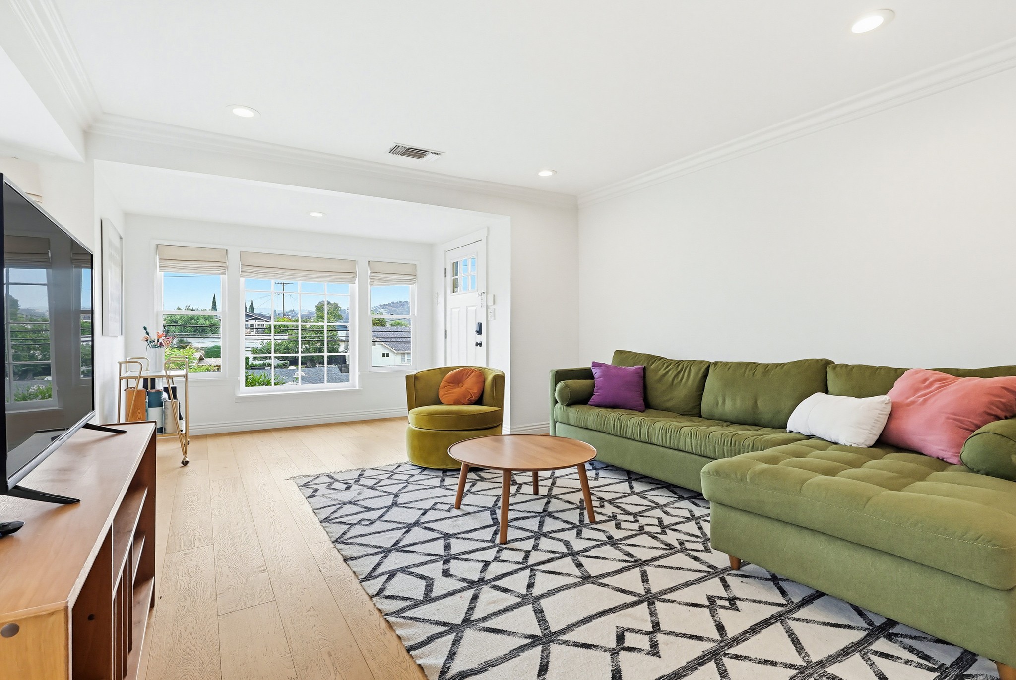 Virtual tour photo 25 of 96 for 1020 N Ave 51