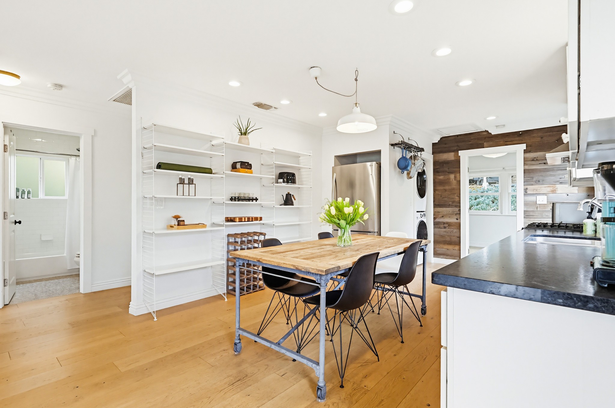 Virtual tour photo 28 of 96 for 1020 N Ave 51