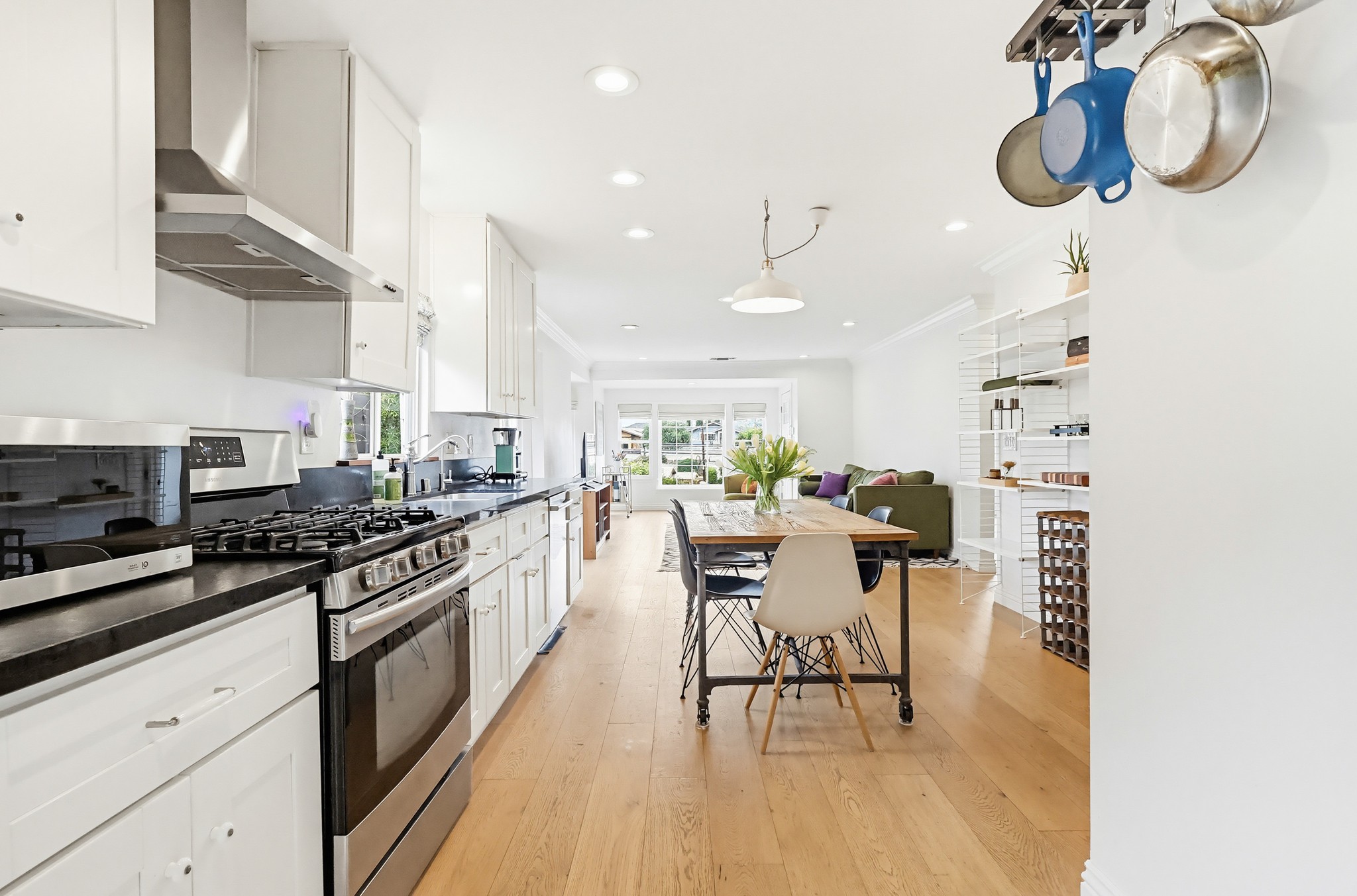 Virtual tour photo 34 of 96 for 1020 N Ave 51