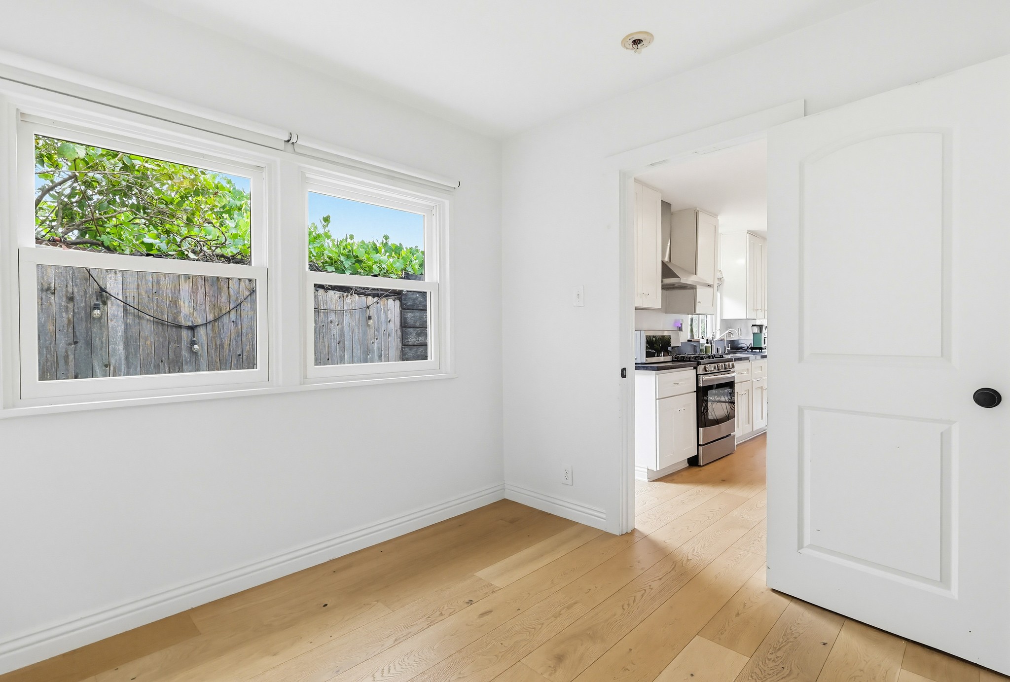 Virtual tour photo 40 of 96 for 1020 N Ave 51
