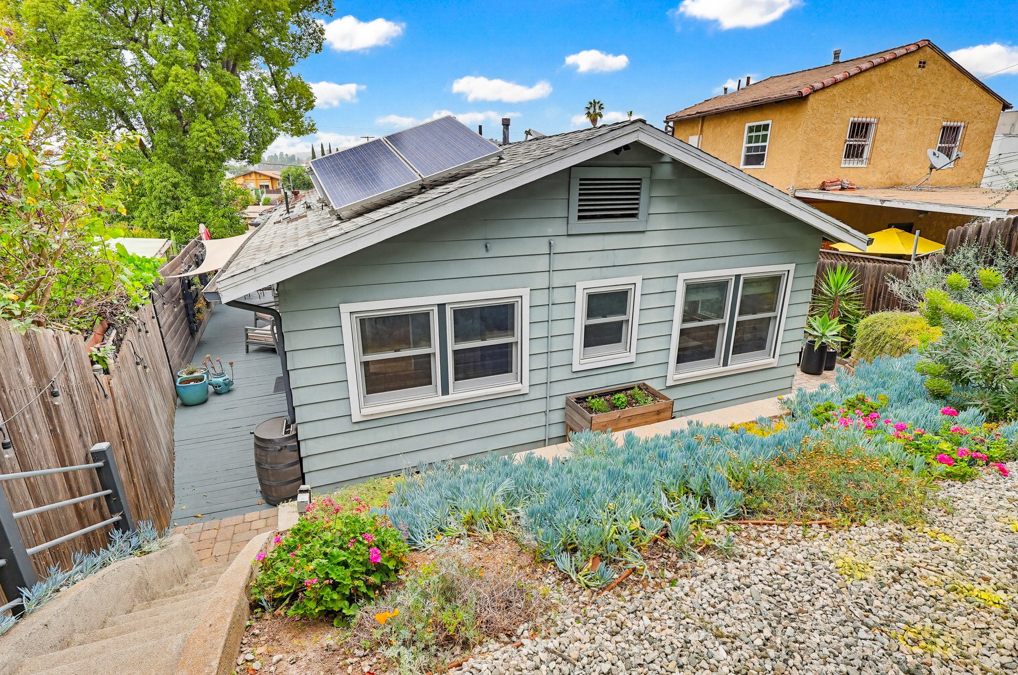 Virtual tour photo 79 of 96 for 1020 N Ave 51