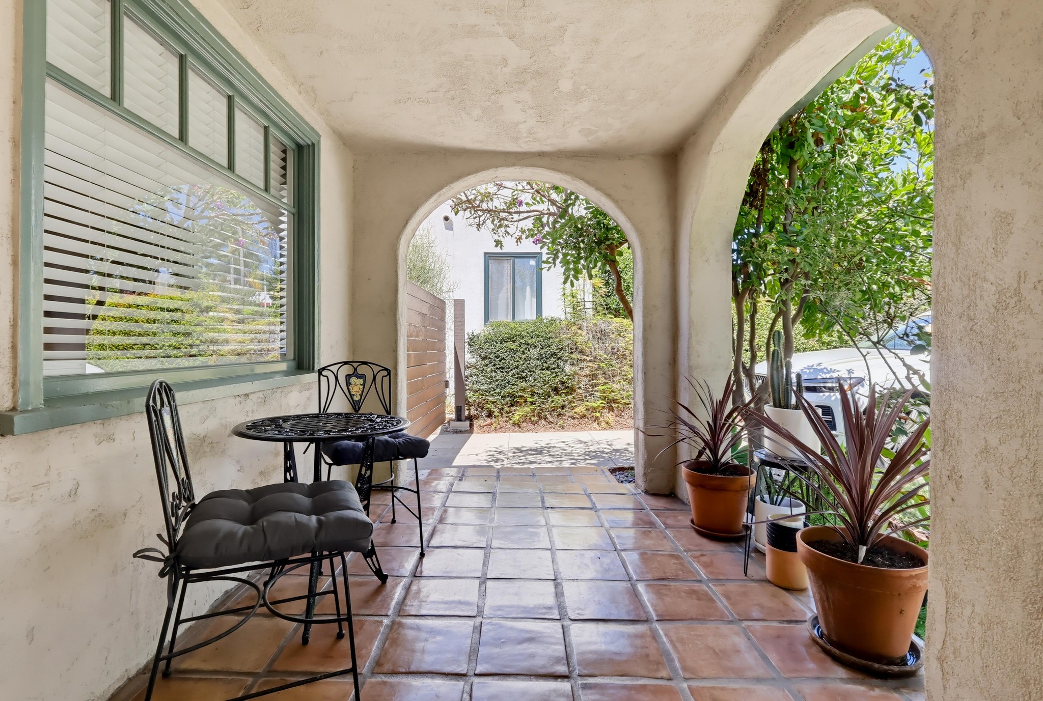 Virtual tour photo 7 of 66 for 1021 Havenhurst Dr