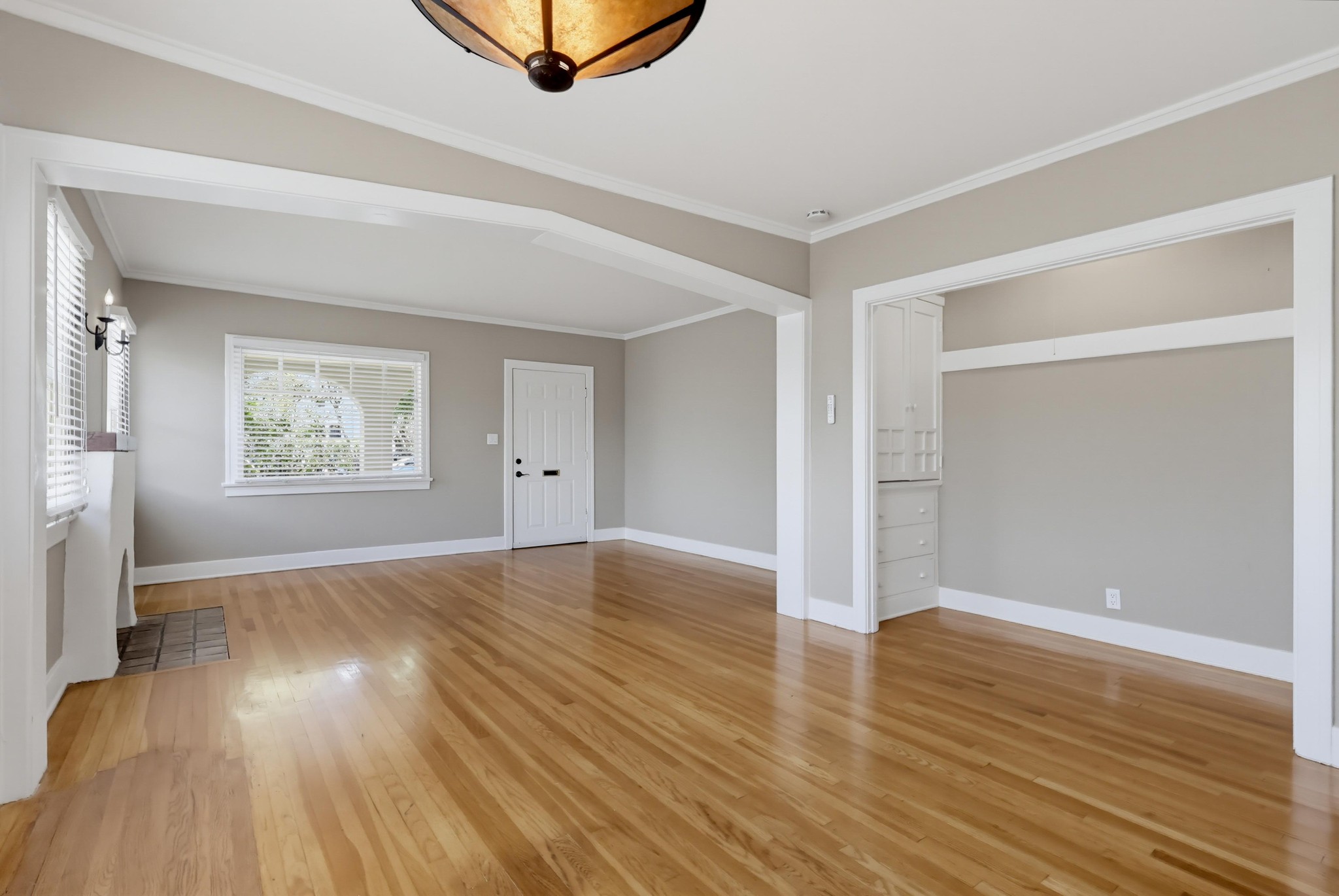 Virtual tour photo 16 of 66 for 1021 Havenhurst Dr