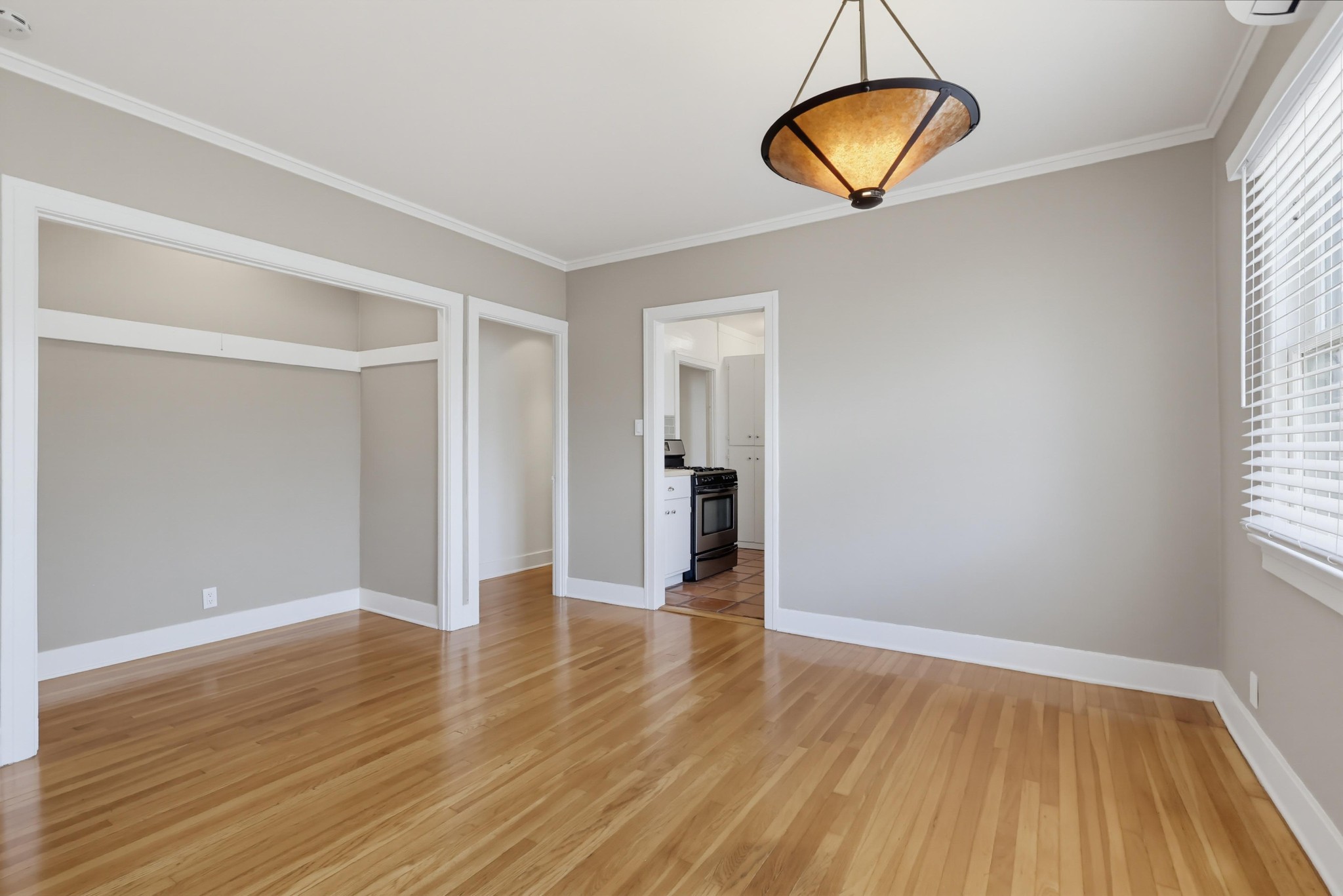 Virtual tour photo 17 of 66 for 1021 Havenhurst Dr