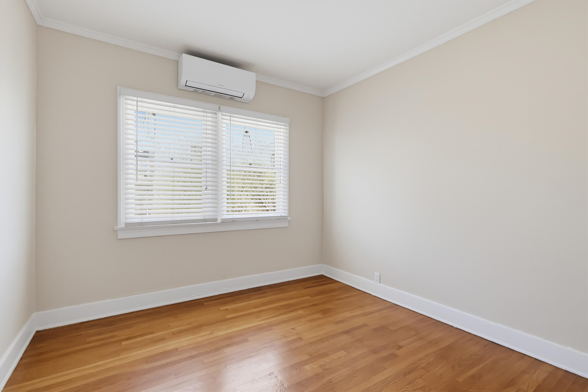 Virtual tour photo 30 of 66 for 1021 Havenhurst Dr