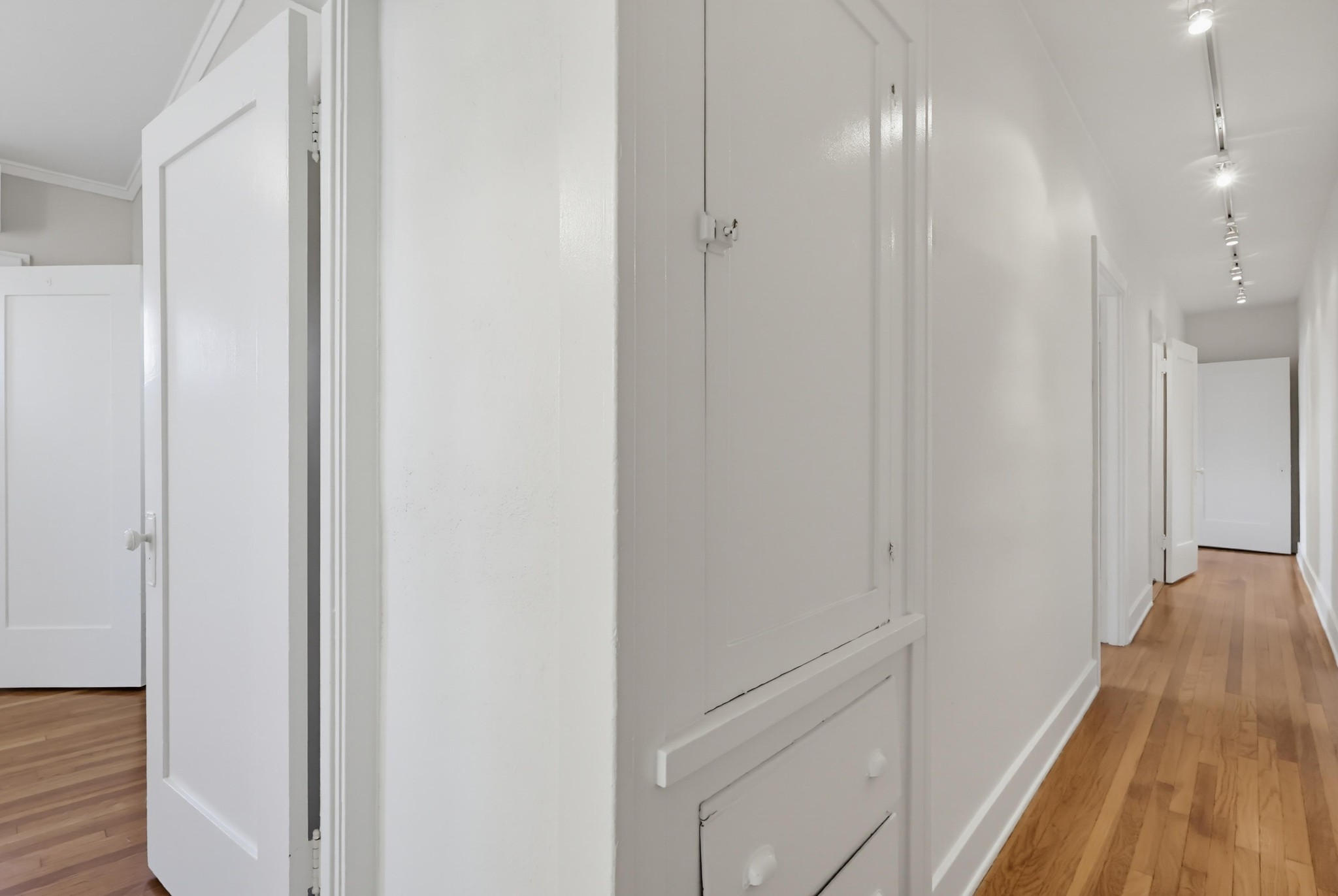Virtual tour photo 34 of 66 for 1021 Havenhurst Dr
