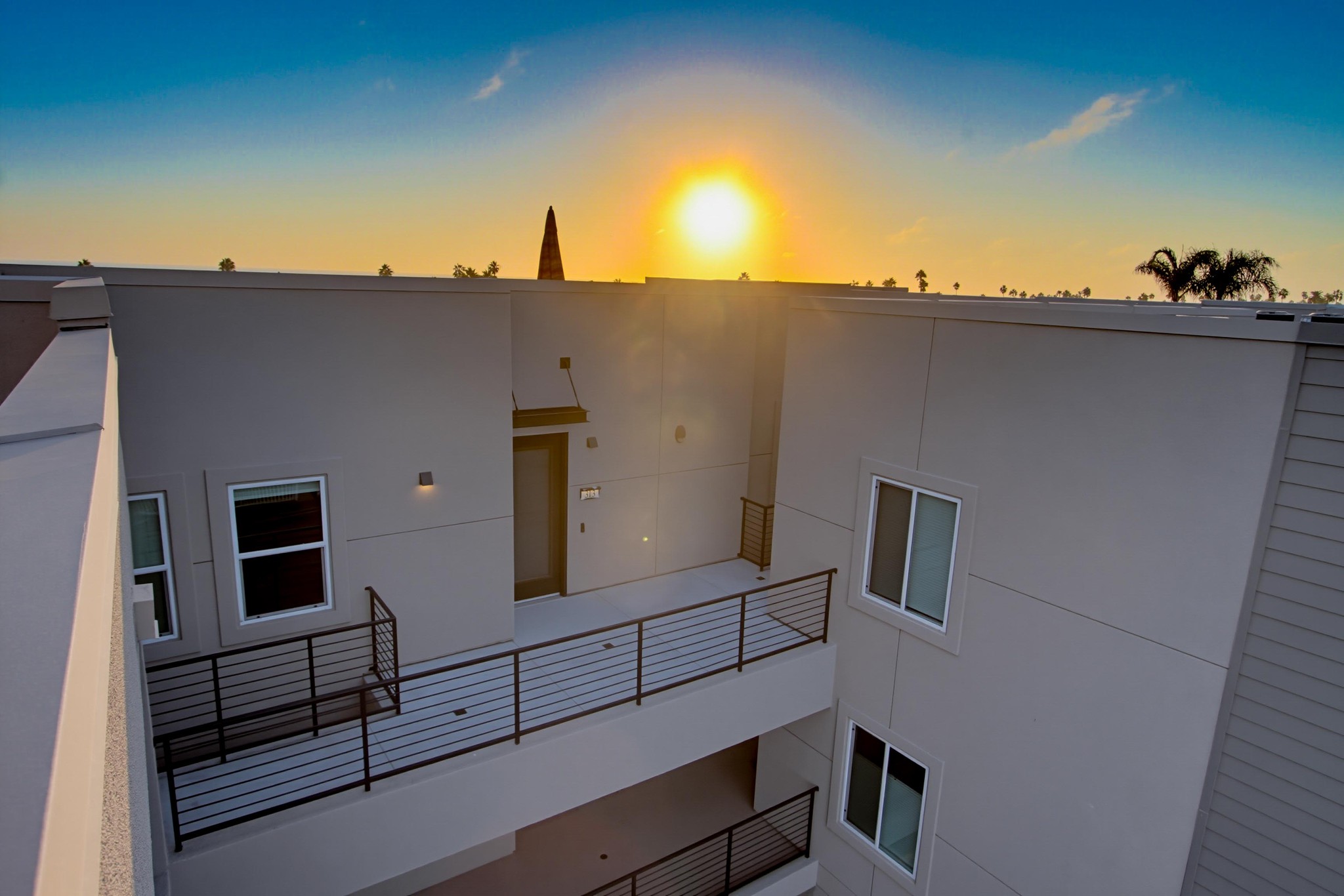 Virtual tour photo 5 of 48 for 1021 S Cleveland St Unit 313