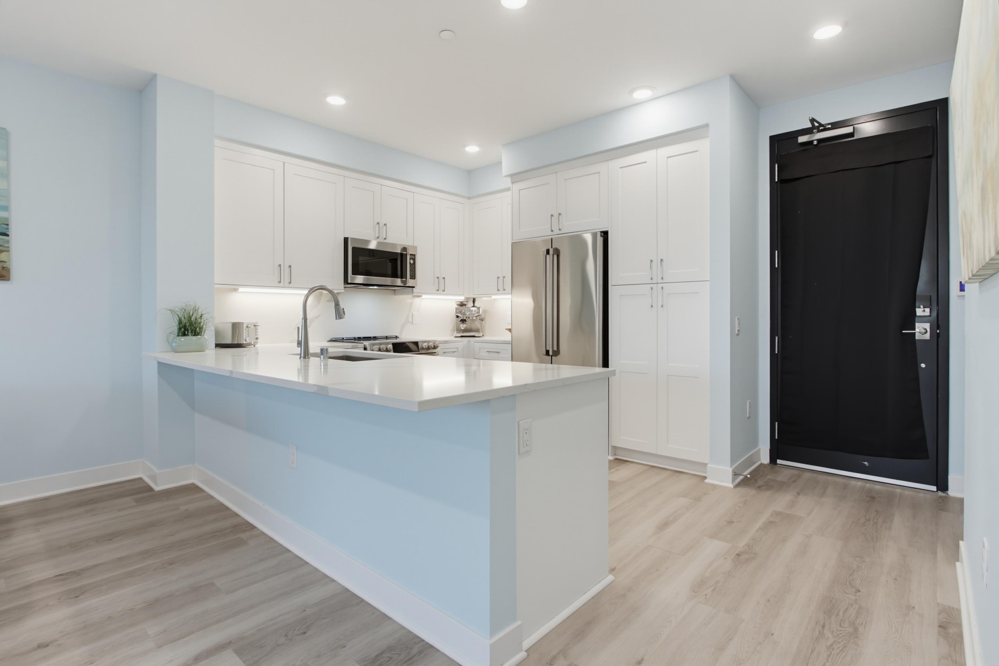 Virtual tour photo 18 of 48 for 1021 S Cleveland St Unit 313