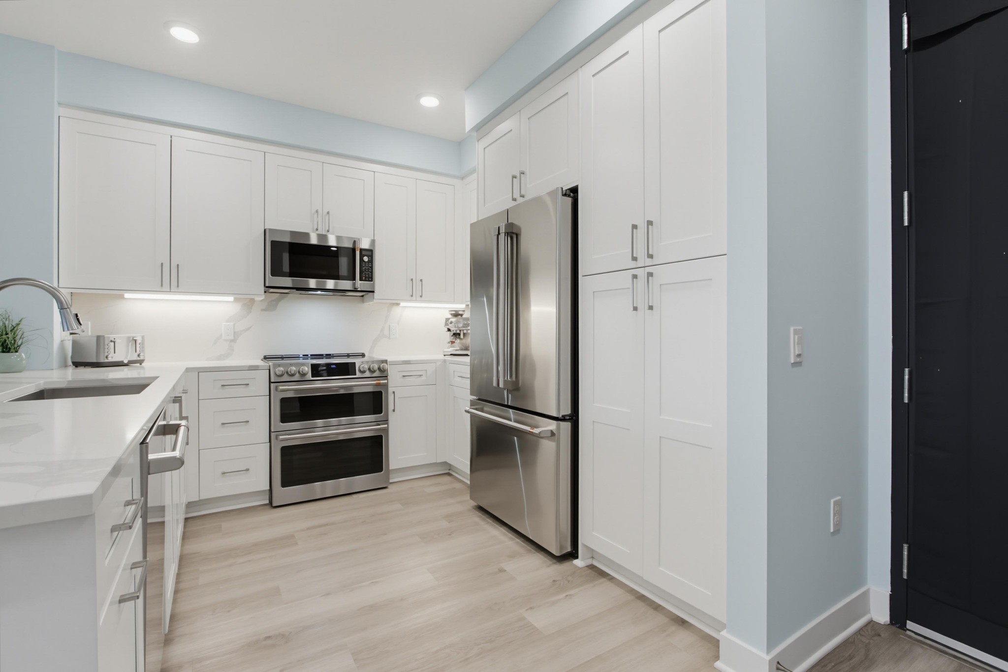 Virtual tour photo 20 of 48 for 1021 S Cleveland St Unit 313
