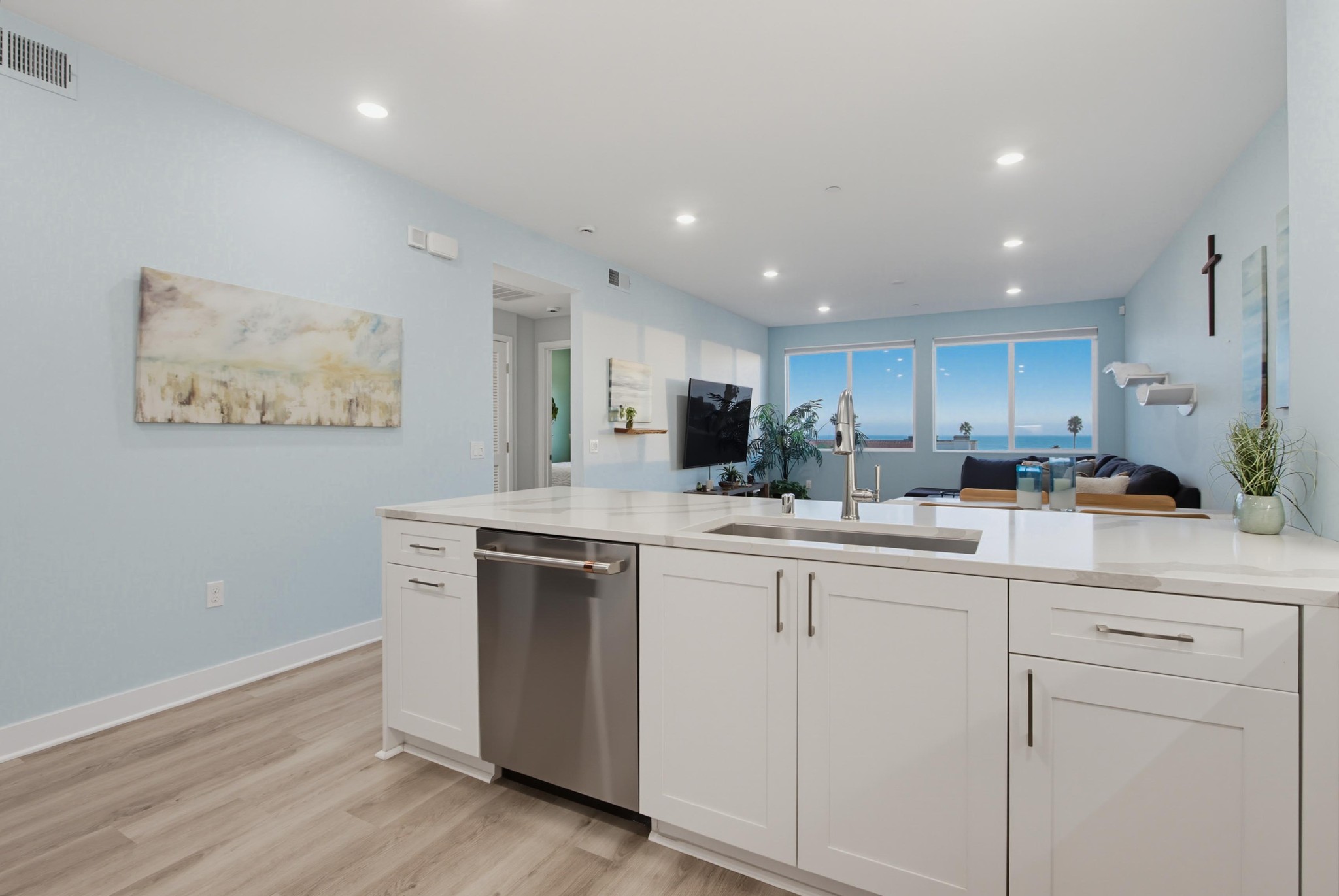 Virtual tour photo 21 of 48 for 1021 S Cleveland St Unit 313