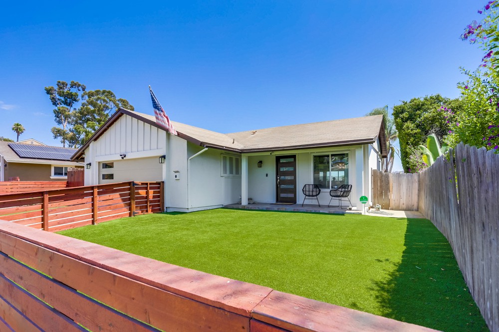 Virtual tour photo 4 of 32 for 10217 Via Del Sud