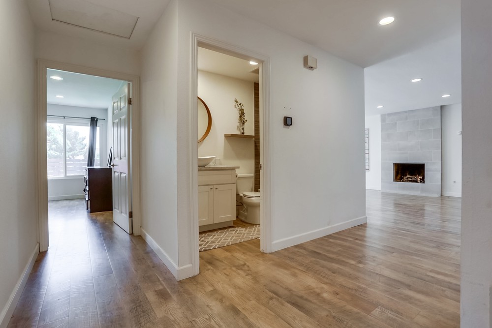 Virtual tour photo 18 of 32 for 10217 Via Del Sud