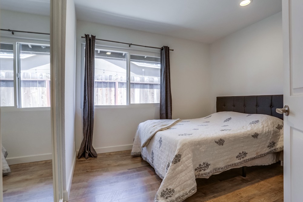 Virtual tour photo 24 of 32 for 10217 Via Del Sud