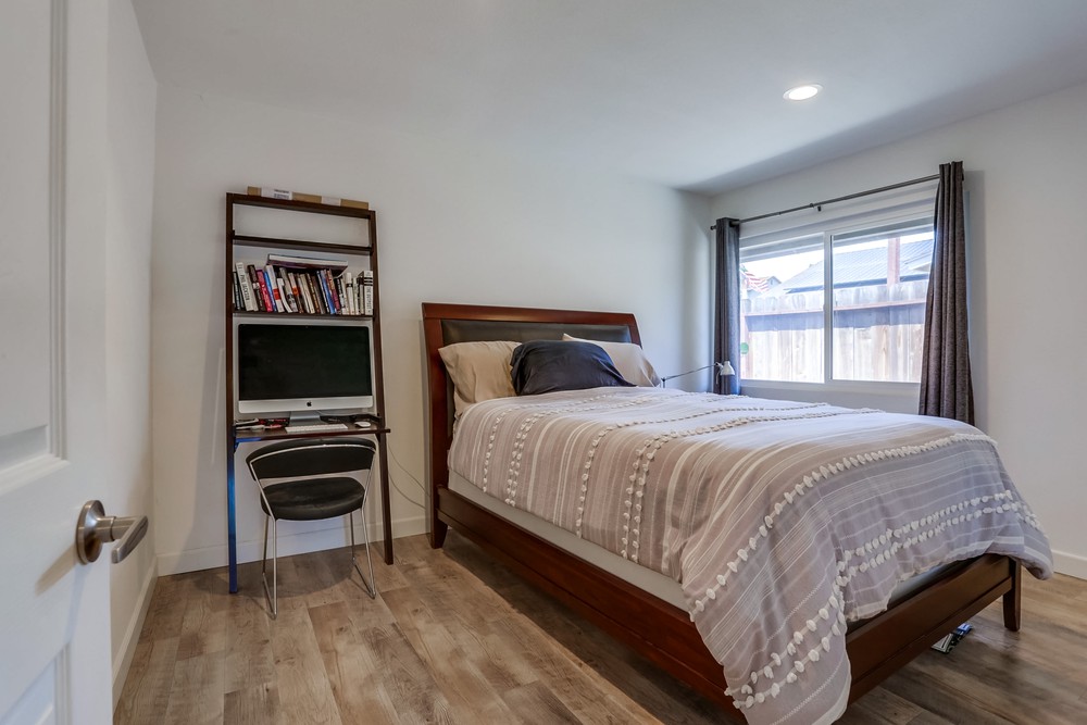 Virtual tour photo 26 of 32 for 10217 Via Del Sud