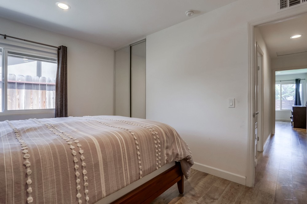 Virtual tour photo 27 of 32 for 10217 Via Del Sud
