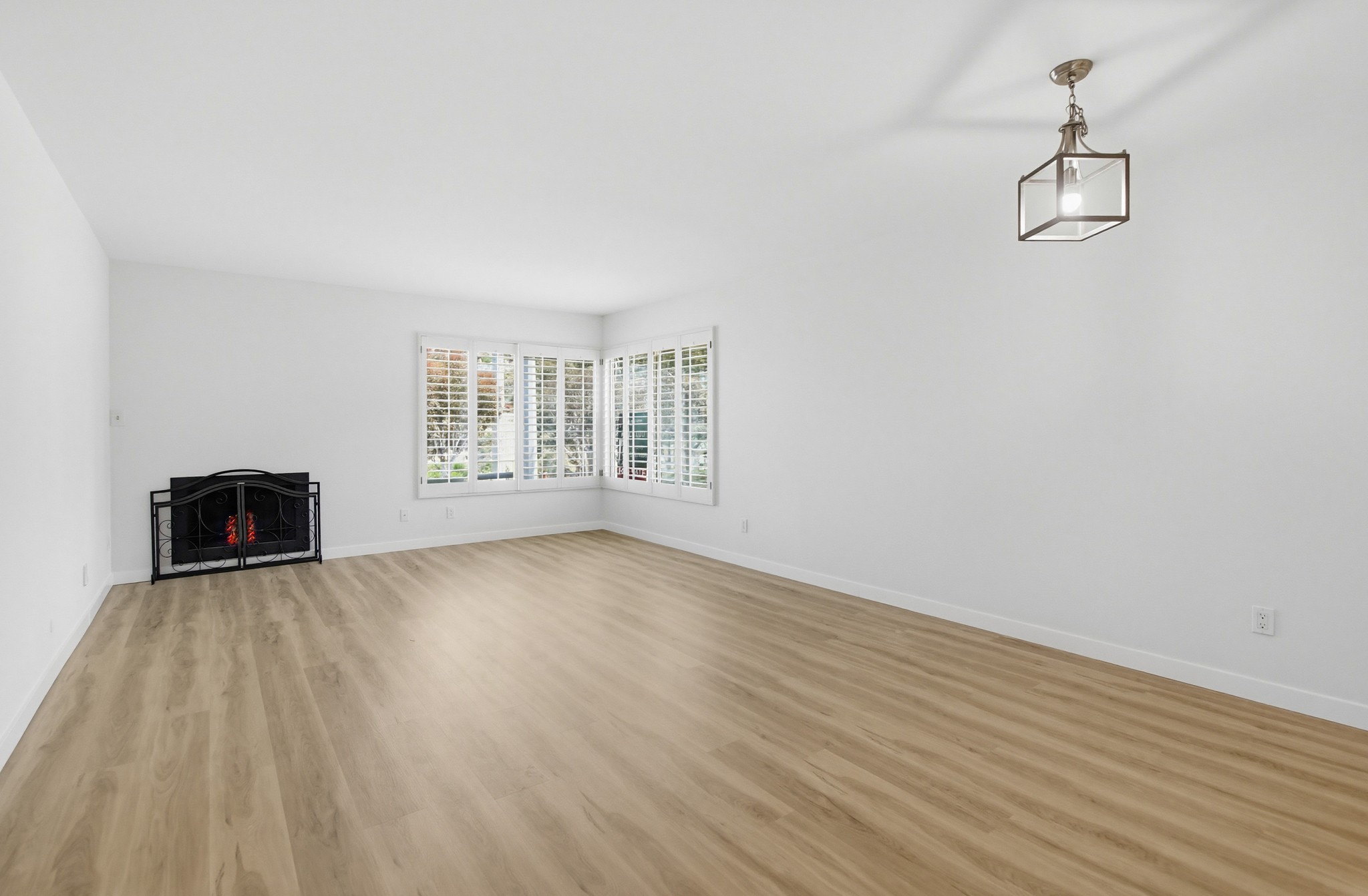 Virtual tour photo 5 of 53 for 10225 Caminito Cuervo UNIT 146