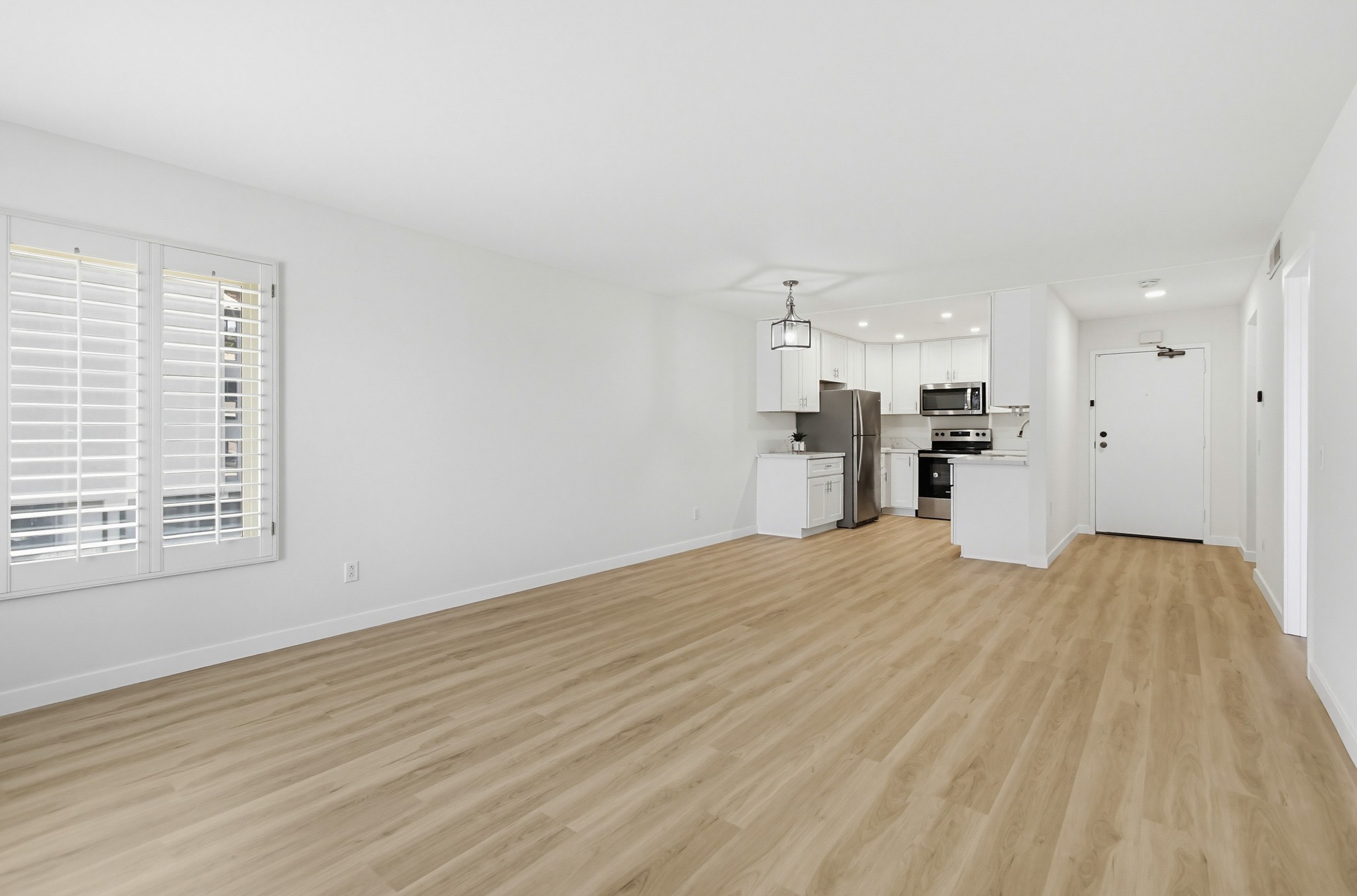Virtual tour photo 7 of 53 for 10225 Caminito Cuervo UNIT 146