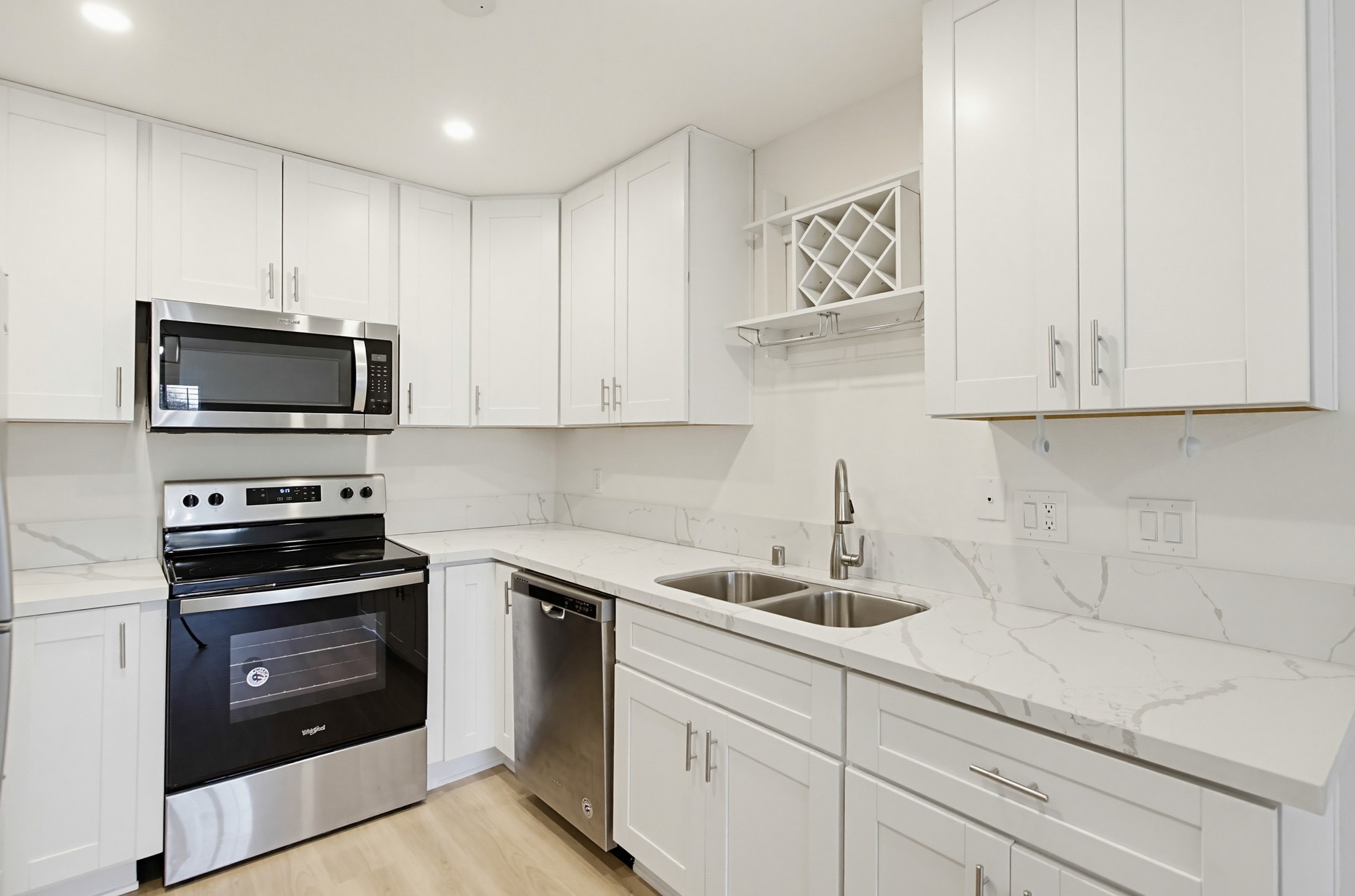 Virtual tour photo 11 of 53 for 10225 Caminito Cuervo UNIT 146