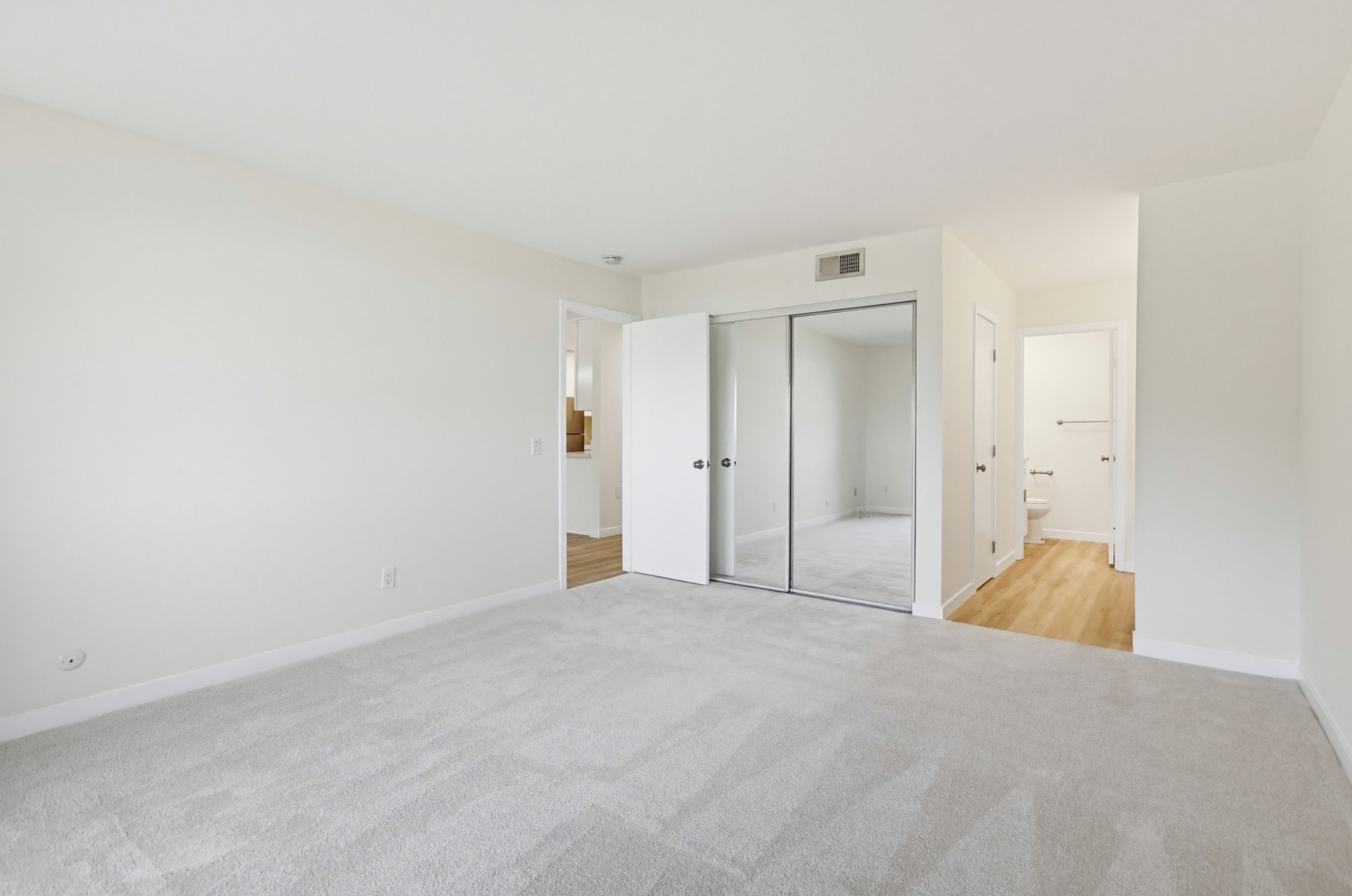 Virtual tour photo 15 of 53 for 10225 Caminito Cuervo UNIT 146