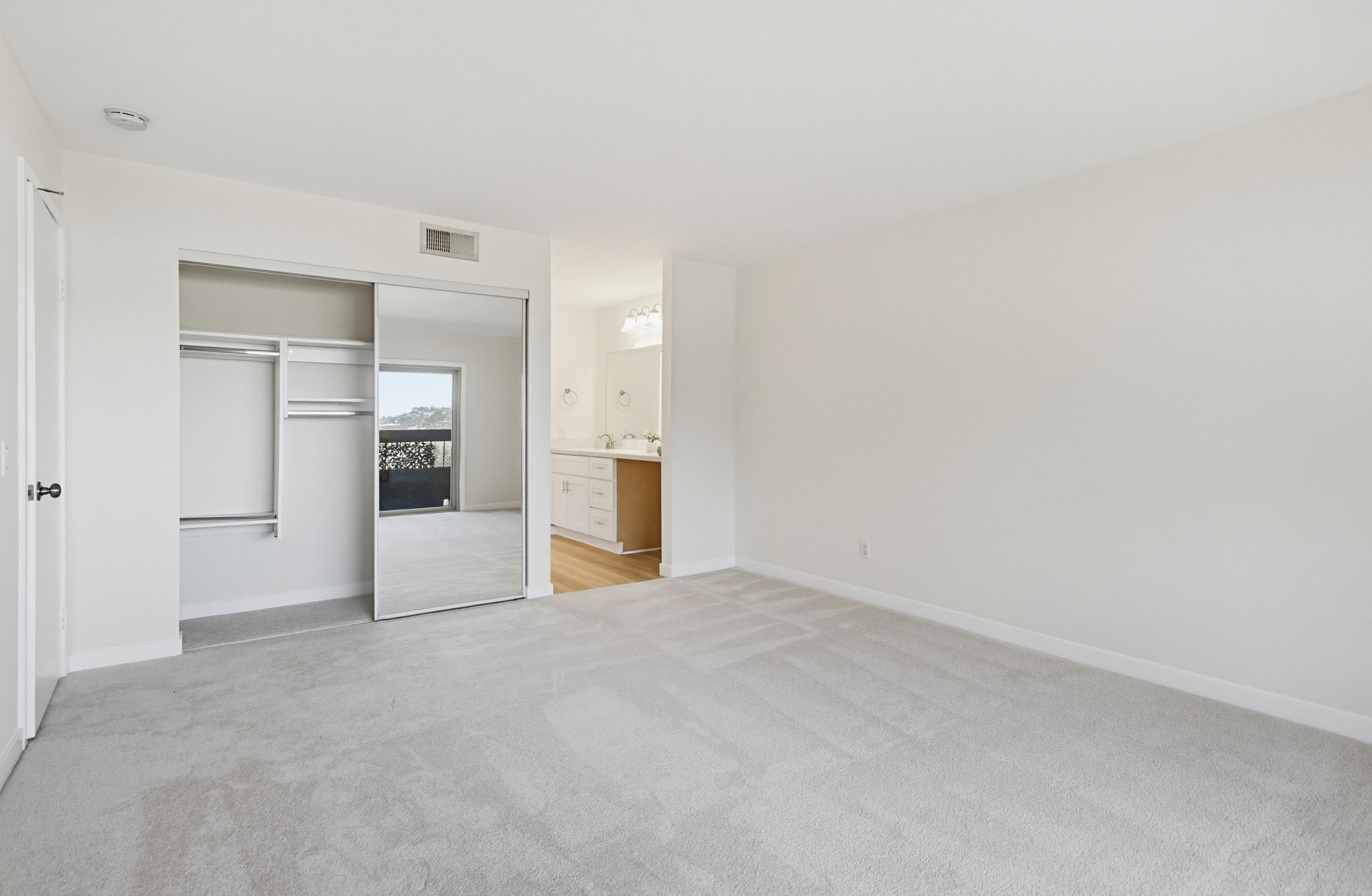 Virtual tour photo 16 of 53 for 10225 Caminito Cuervo UNIT 146