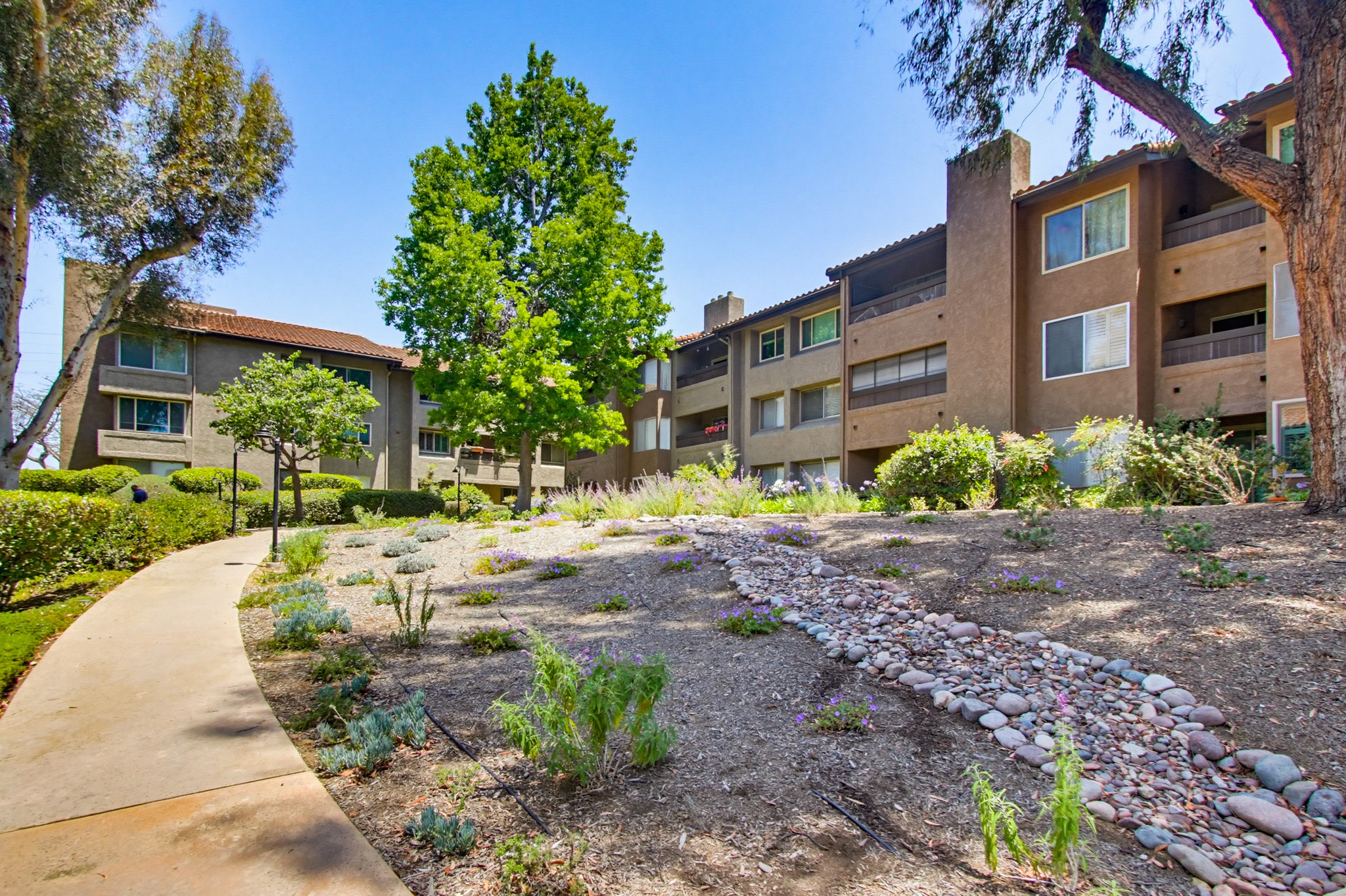 Virtual tour photo 31 of 53 for 10225 Caminito Cuervo UNIT 146