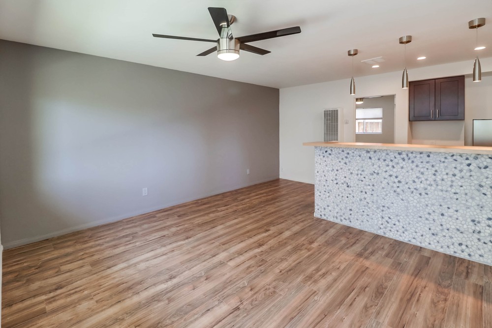 Virtual tour photo 9 of 27 for 1024 Turquoise St B