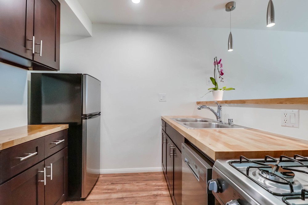 Virtual tour photo 17 of 27 for 1024 Turquoise St B