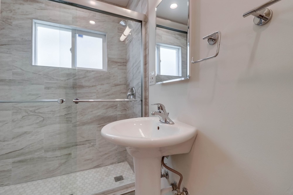 Virtual tour photo 25 of 27 for 1024 Turquoise St B
