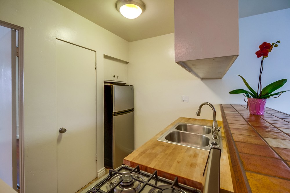 Virtual tour photo 16 of 23 for 1024 Turquoise St #F
