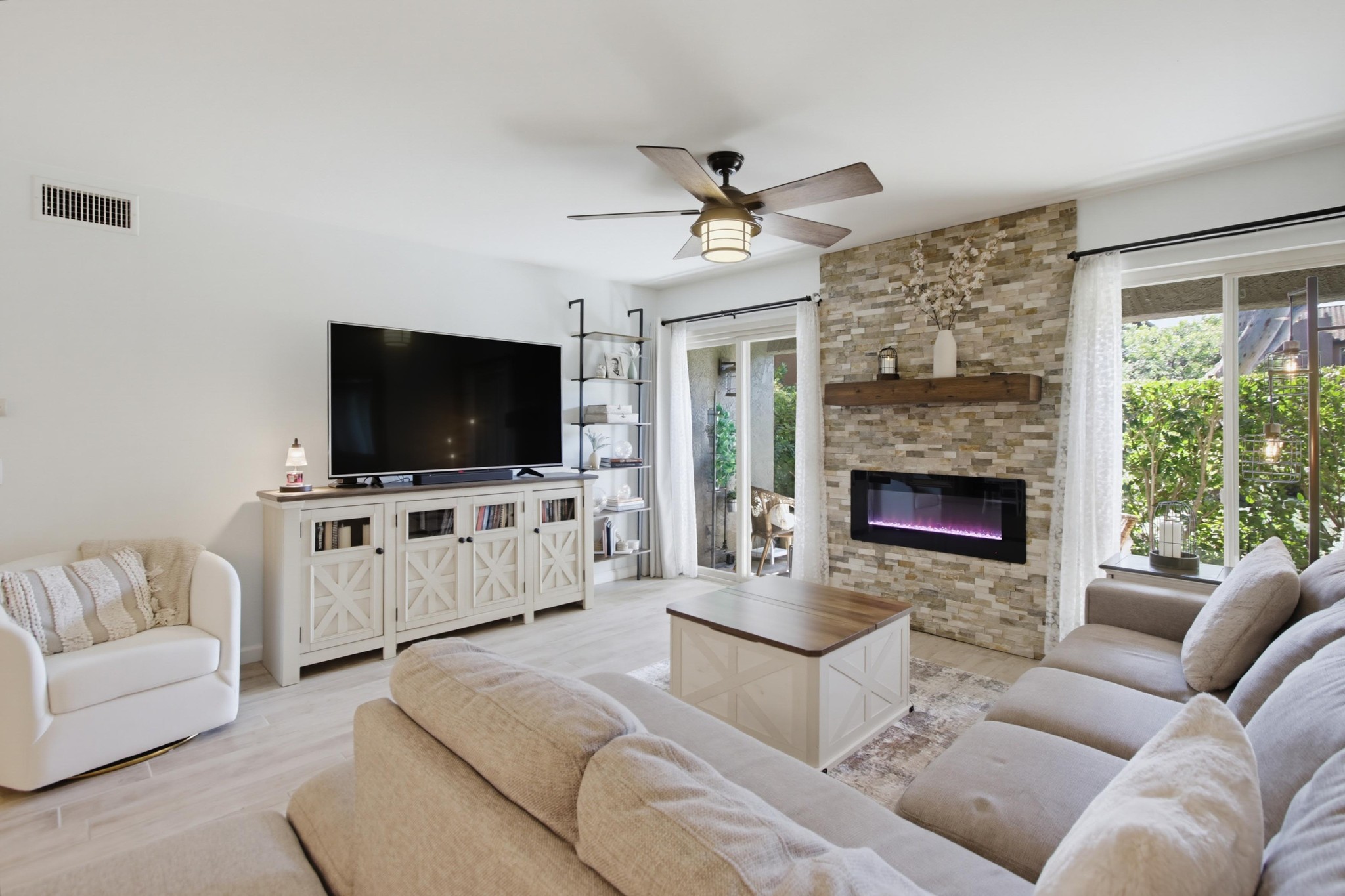 Virtual tour photo 8 of 79 for 10300 Caminito Cuervo