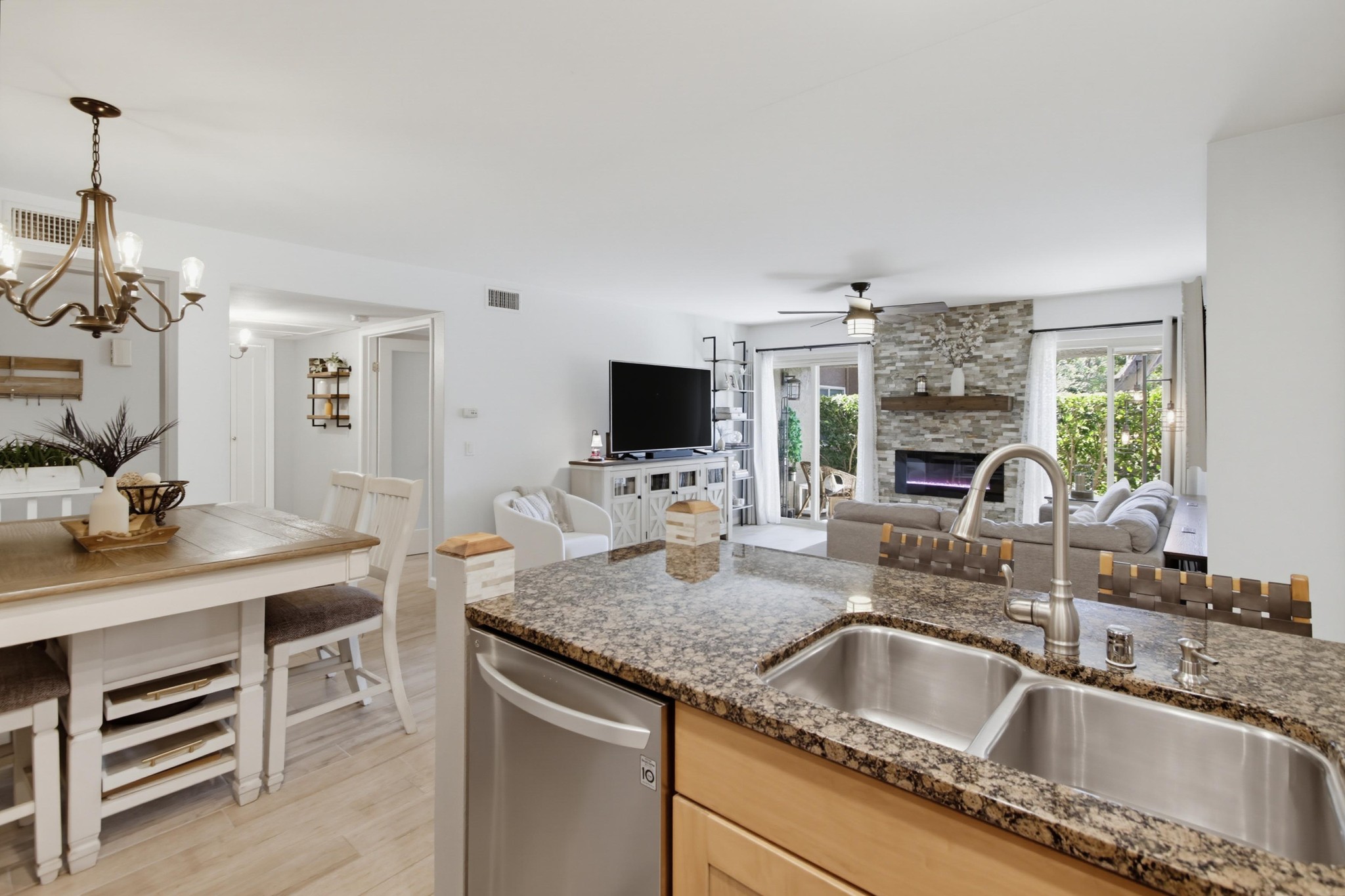 Virtual tour photo 17 of 79 for 10300 Caminito Cuervo