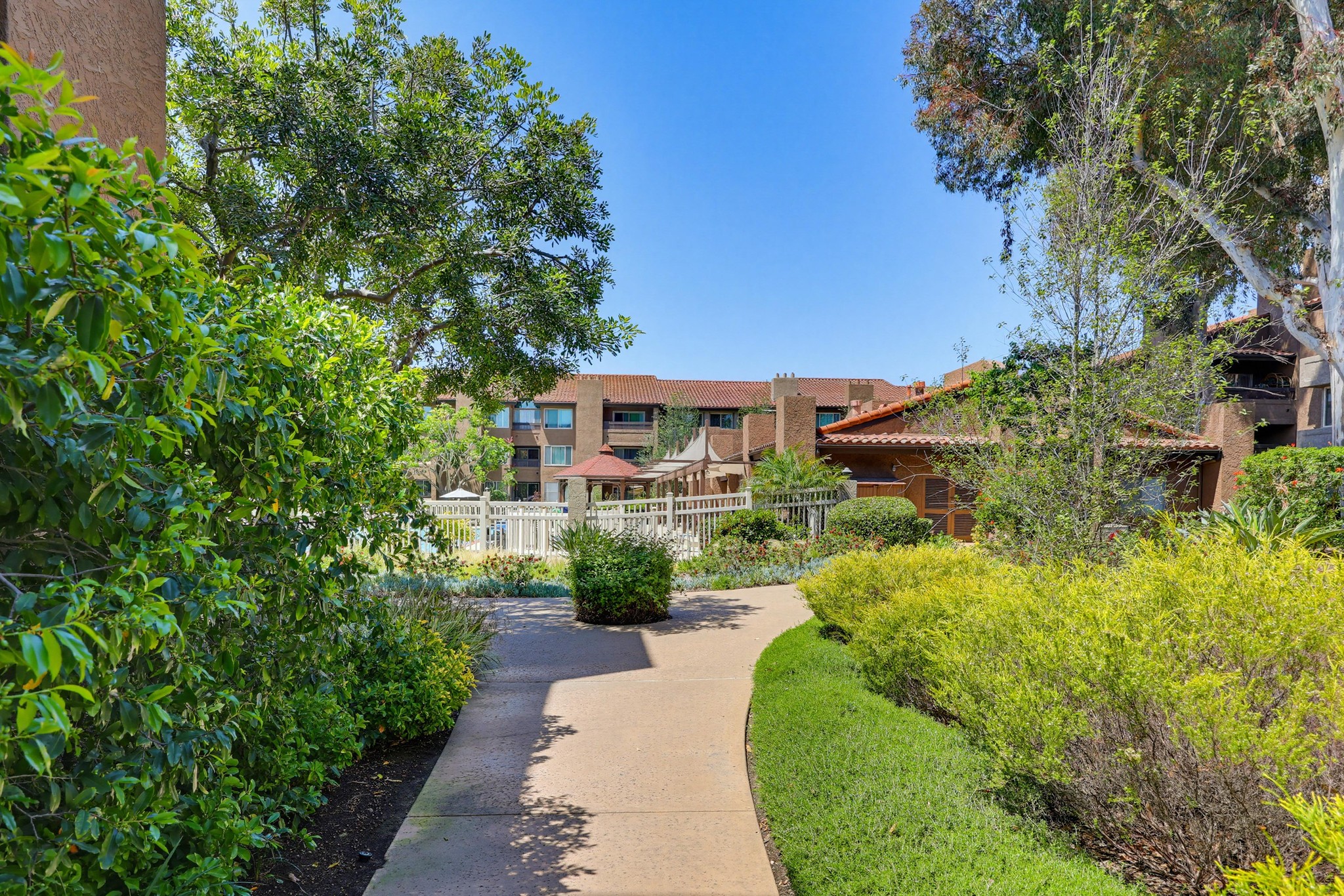 Virtual tour photo 45 of 51 for 10300 Caminito Cuervo UNIT 48