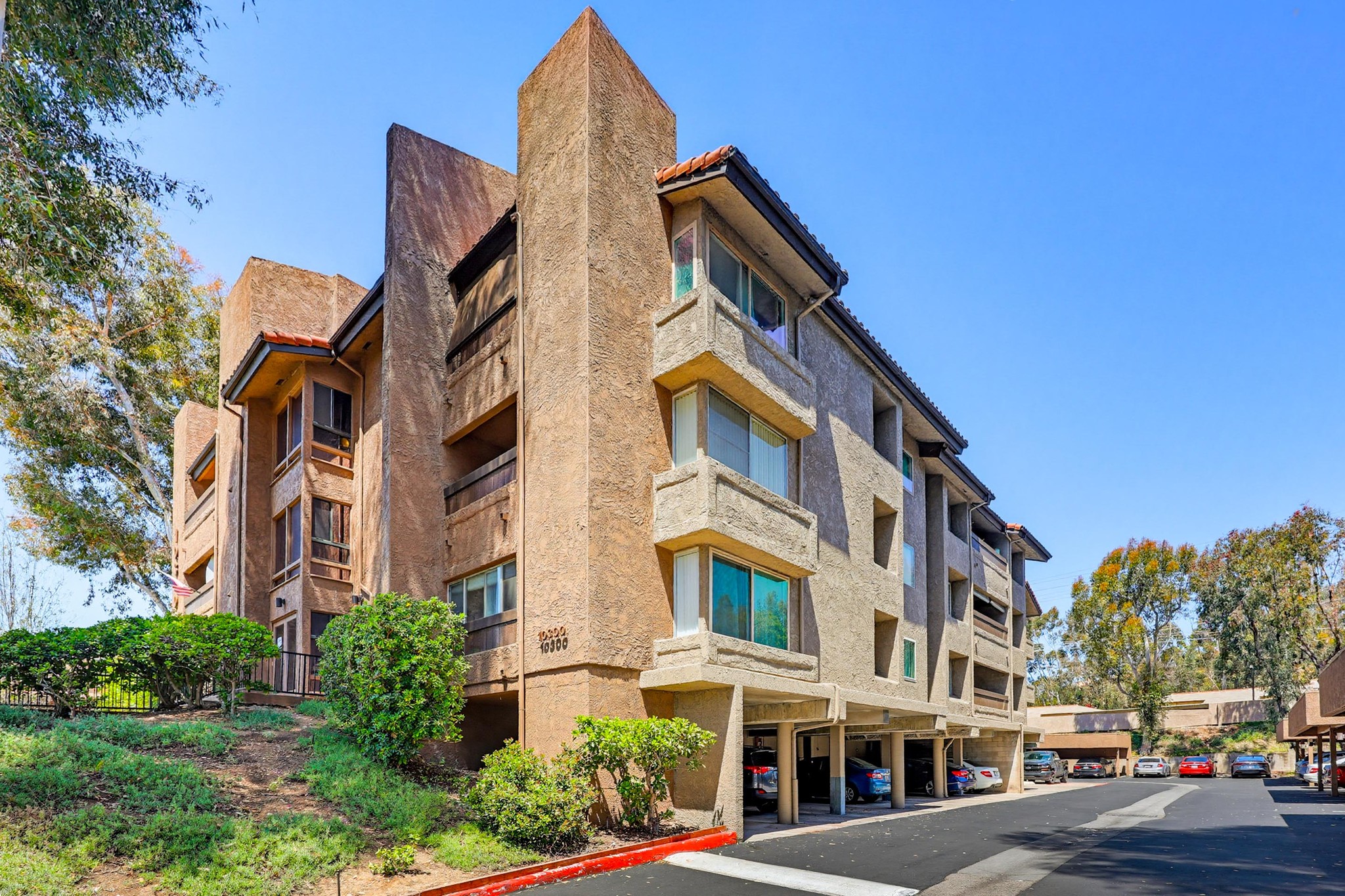 Virtual tour photo 47 of 51 for 10300 Caminito Cuervo UNIT 48