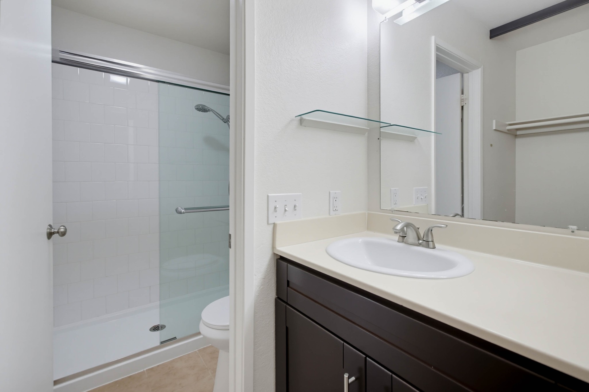 Virtual tour photo 18 of 36 for 10303 Azuaga St Unit 9