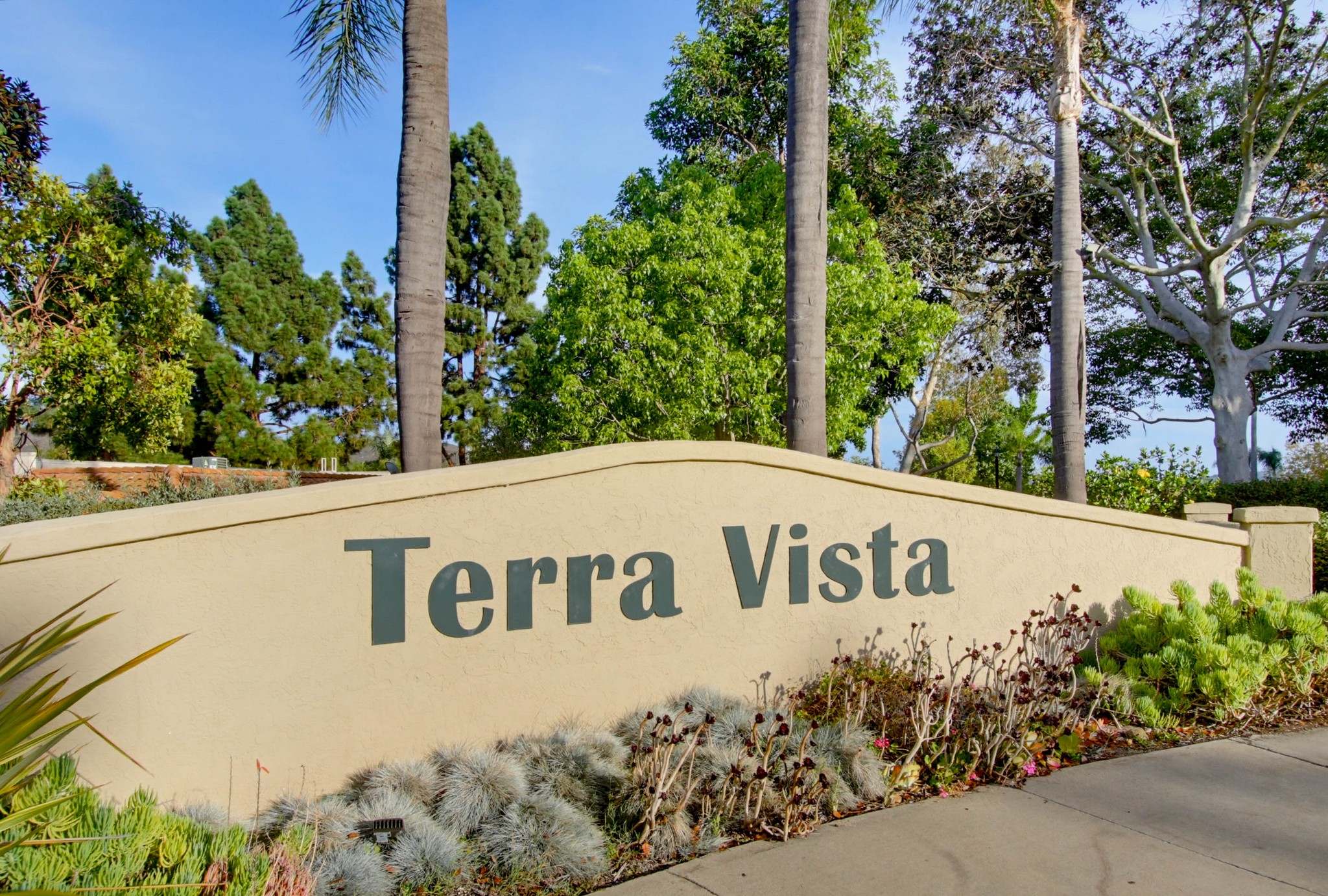 Virtual tour photo 35 of 36 for 10303 Azuaga St Unit 9
