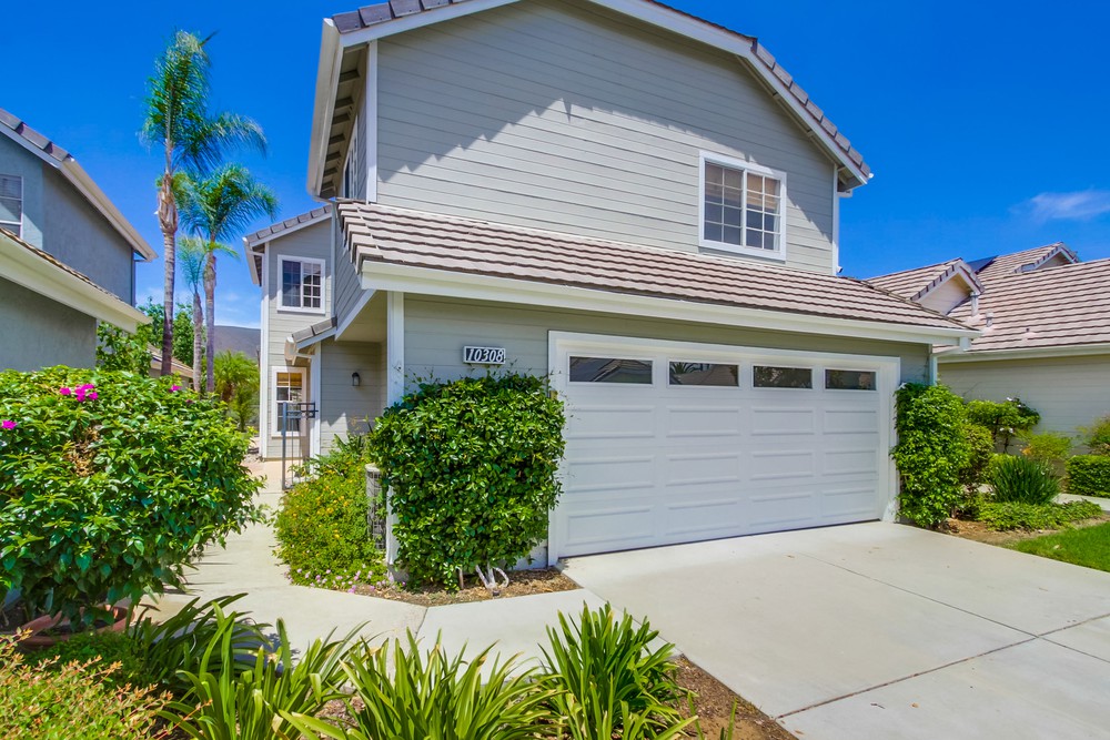 Virtual tour photo 5 of 71 for 10308 Rancho Carmel Dr