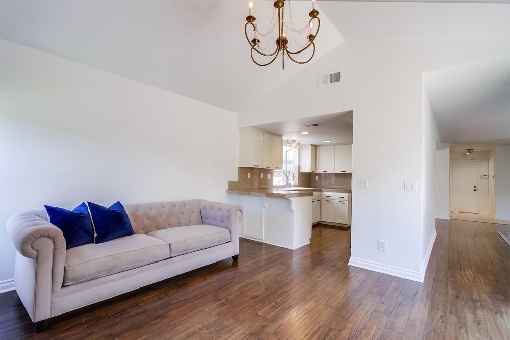Virtual tour photo 26 of 71 for 10308 Rancho Carmel Dr