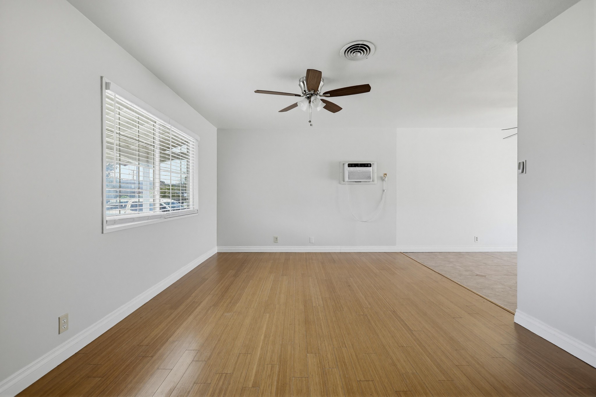Virtual tour photo 12 of 51 for 10321 Courtright Rd