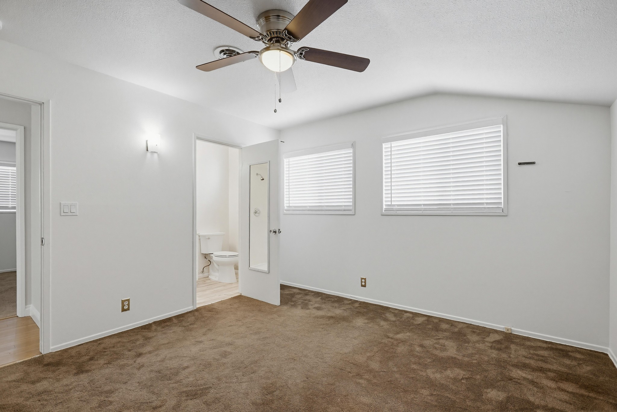 Virtual tour photo 37 of 51 for 10321 Courtright Rd