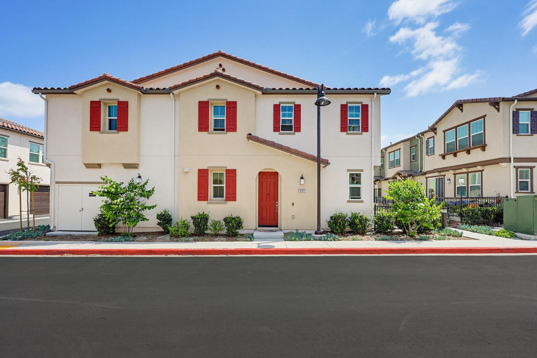 Virtual tour photo 1 of 62 for 10325 Graphite St
