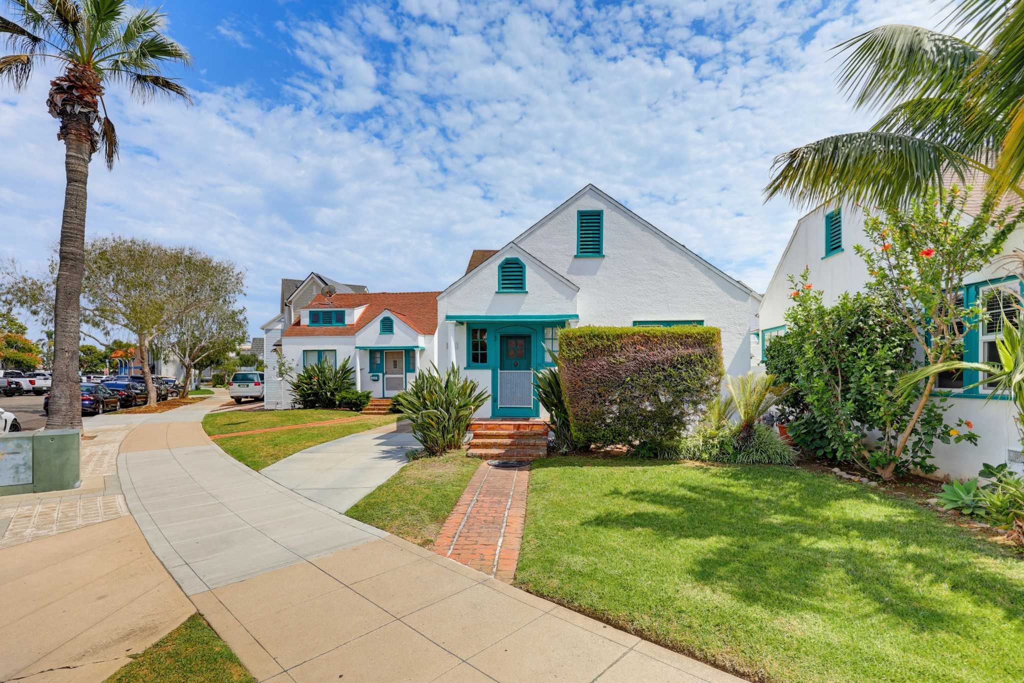 Virtual tour photo 4 of 50 for 1033 Isabella Ave