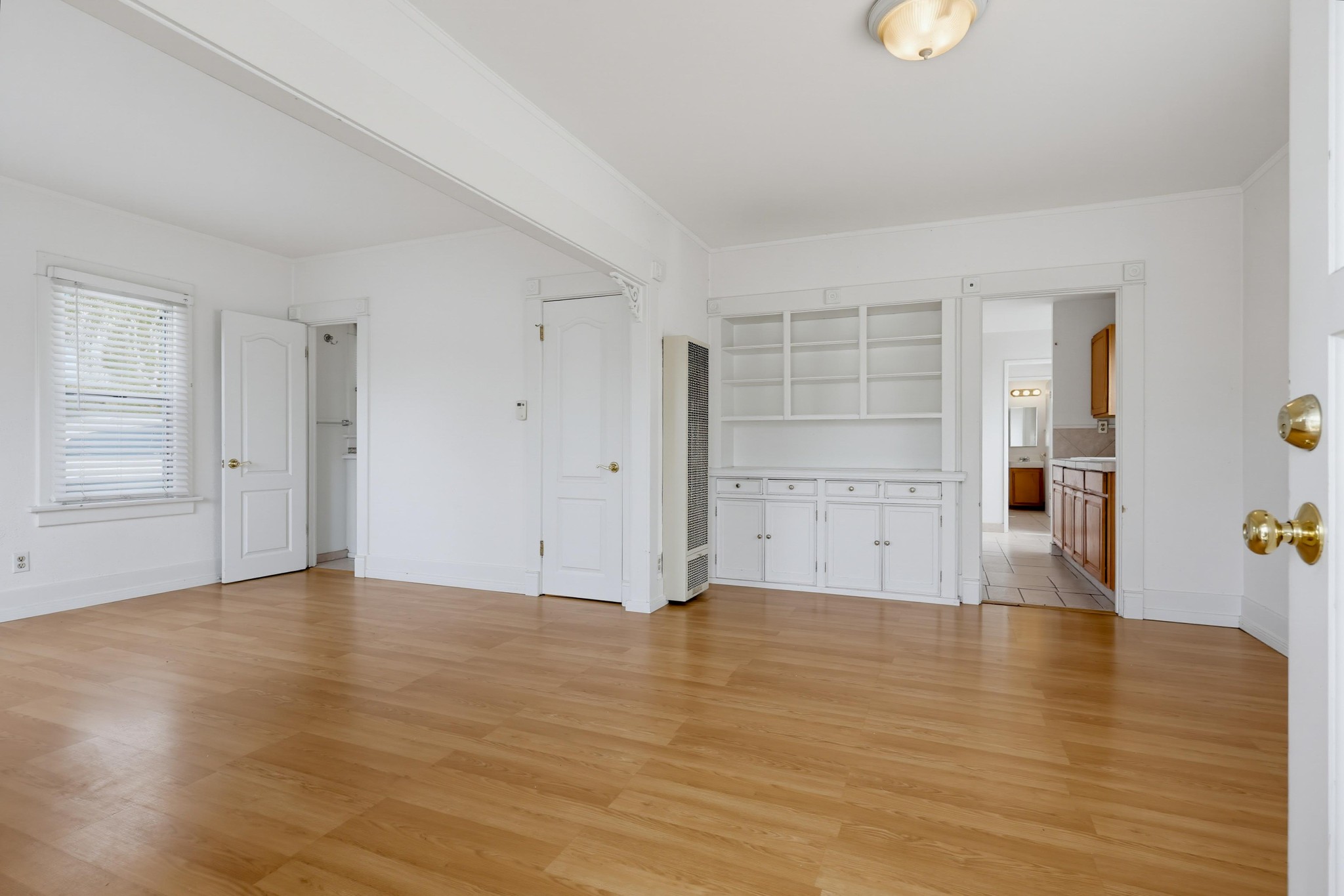 Virtual tour photo 11 of 50 for 1033 Isabella Ave