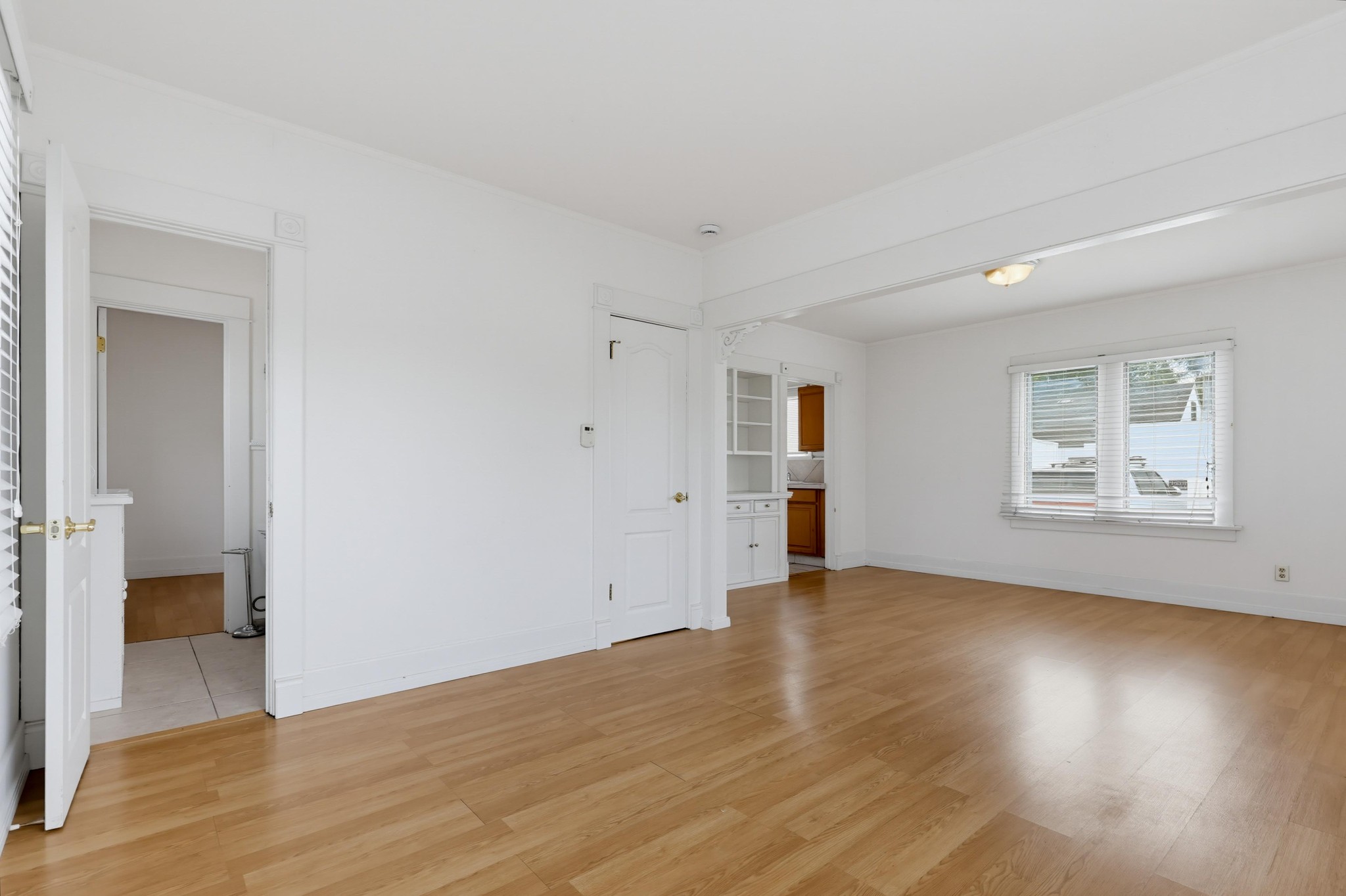 Virtual tour photo 14 of 50 for 1033 Isabella Ave