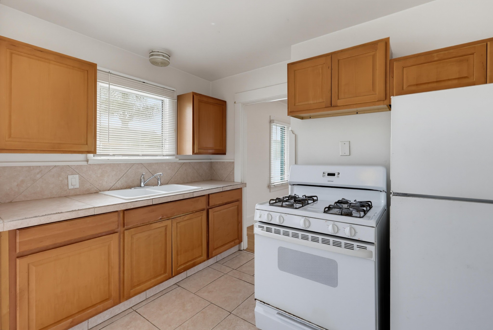 Virtual tour photo 20 of 50 for 1033 Isabella Ave